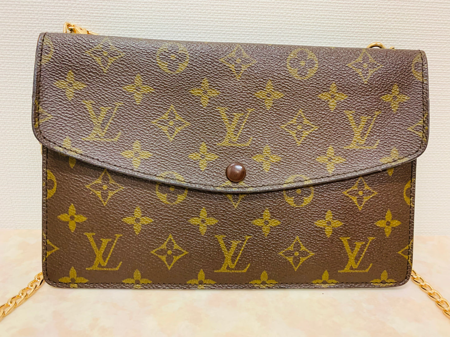 LOUIS VUITTON DOUBLE RABAT