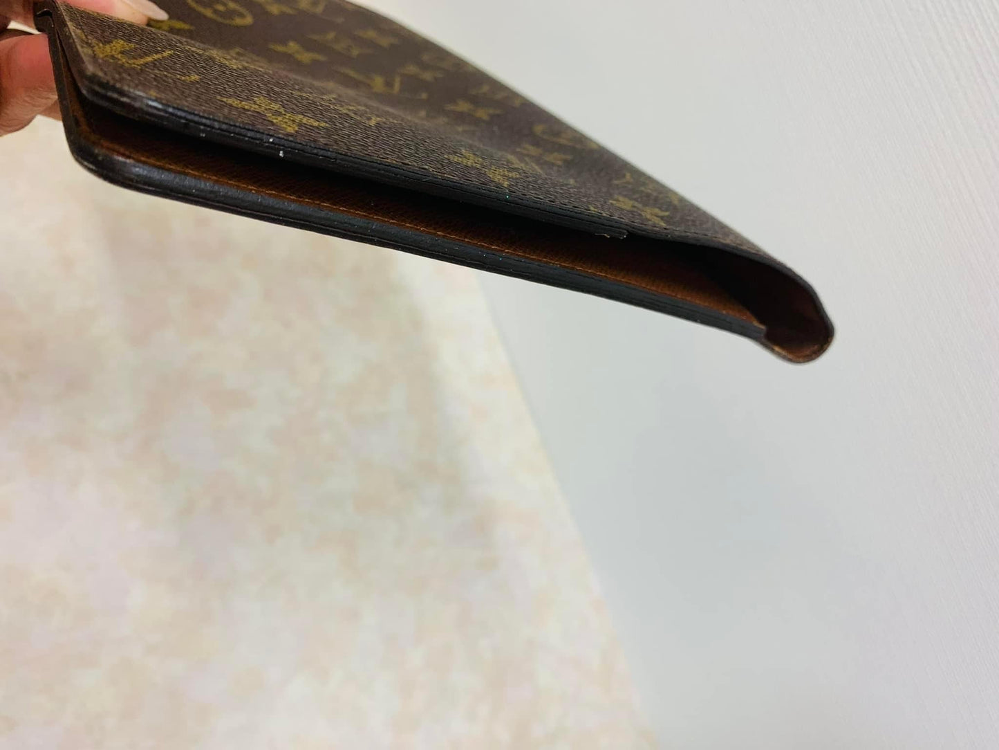 LOUIS VUITTON DESK AGENDA