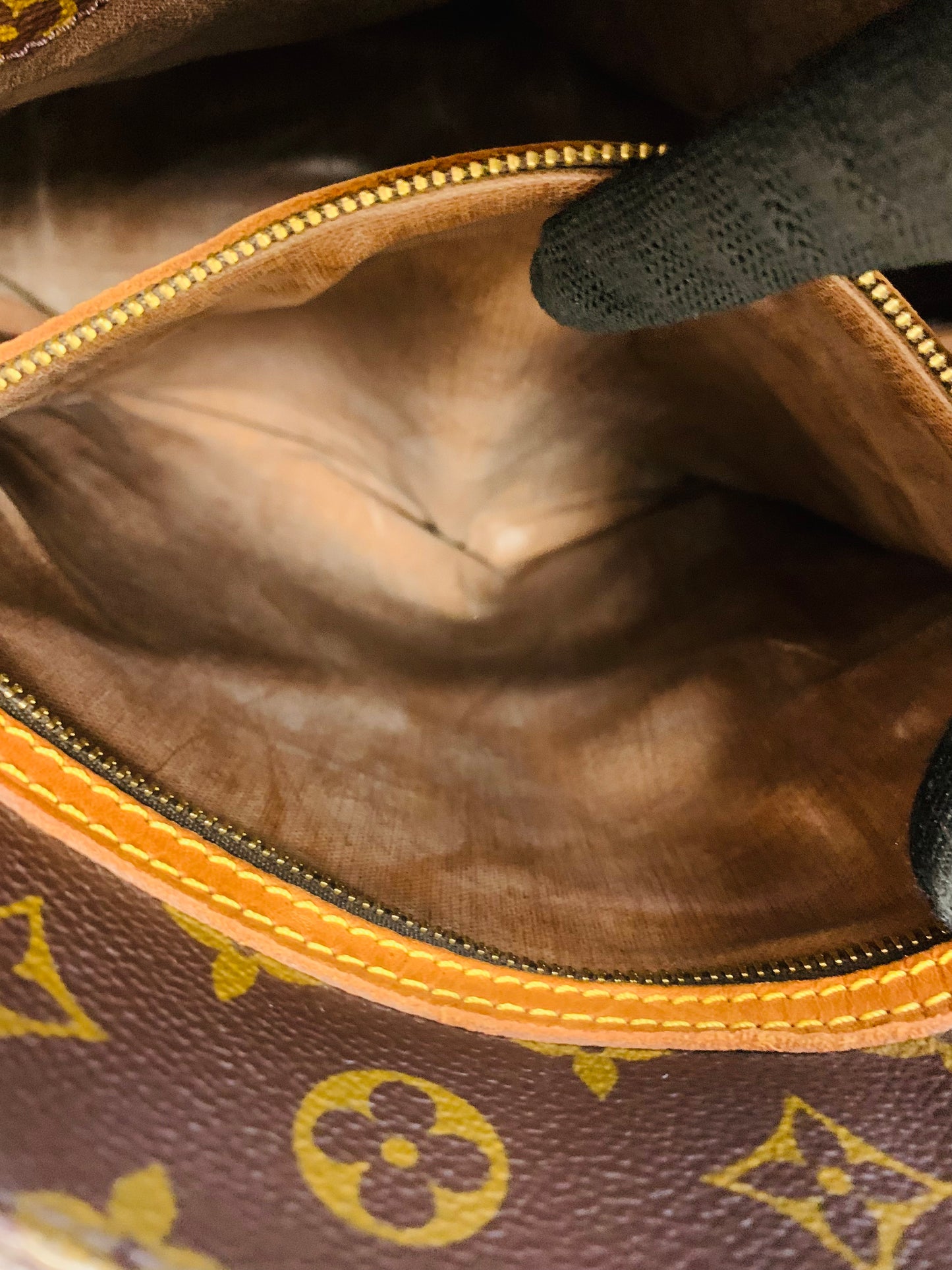 LOUIS VUITTON SAC SHOPPING TOTE BAG