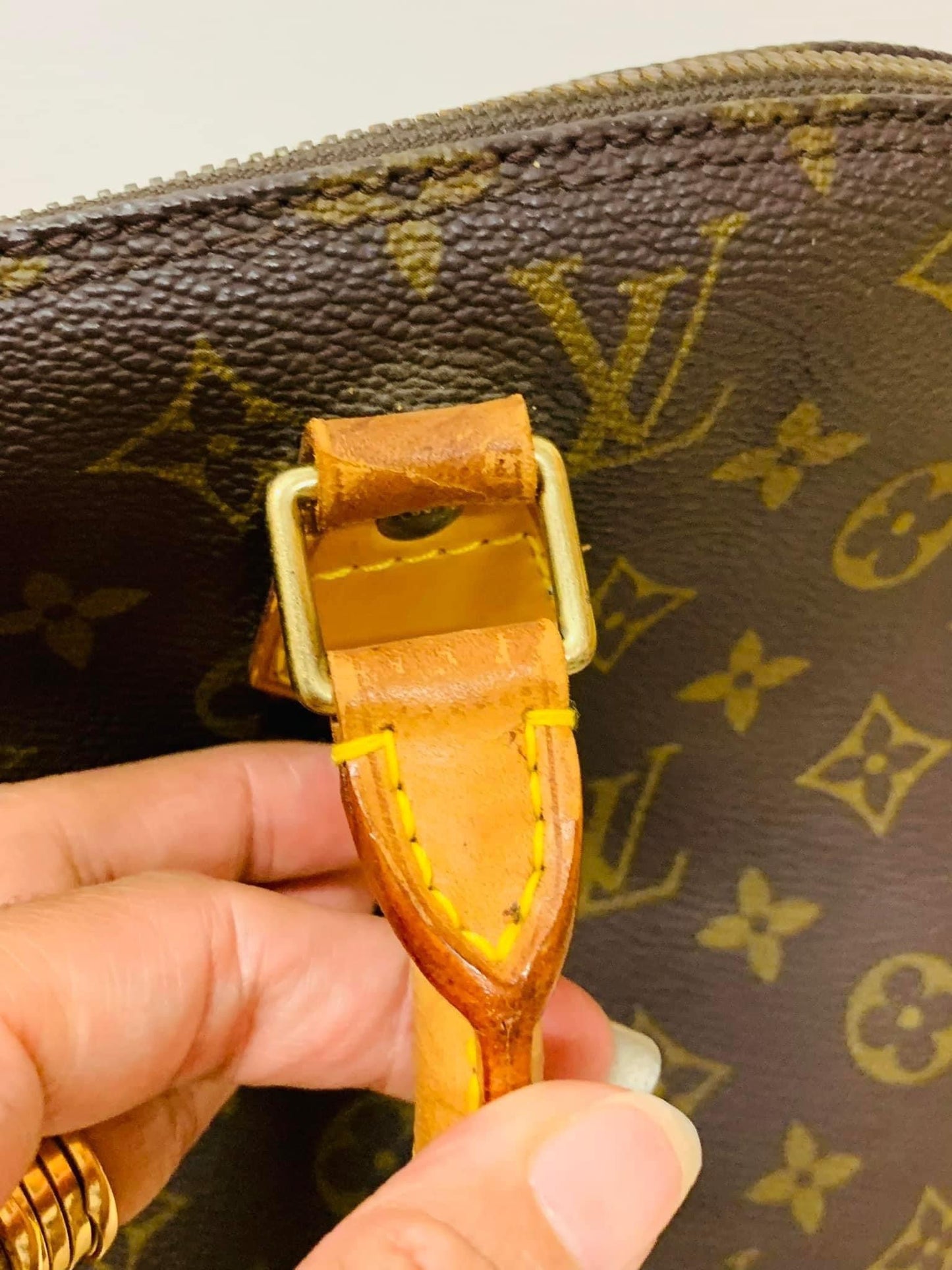 LOUIS VUITTON ALMA PM