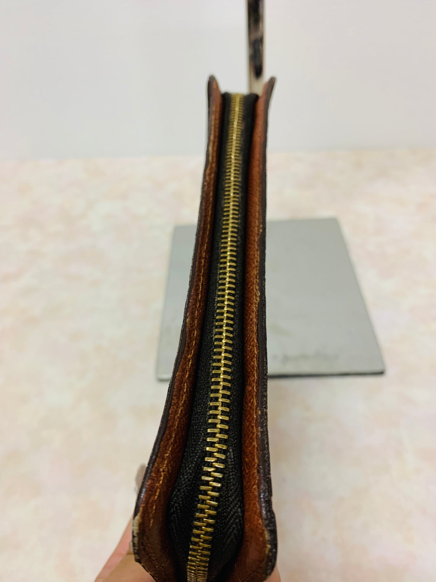 LOUIS VUITTON ZIPPY COMPACT WALLET Old Model