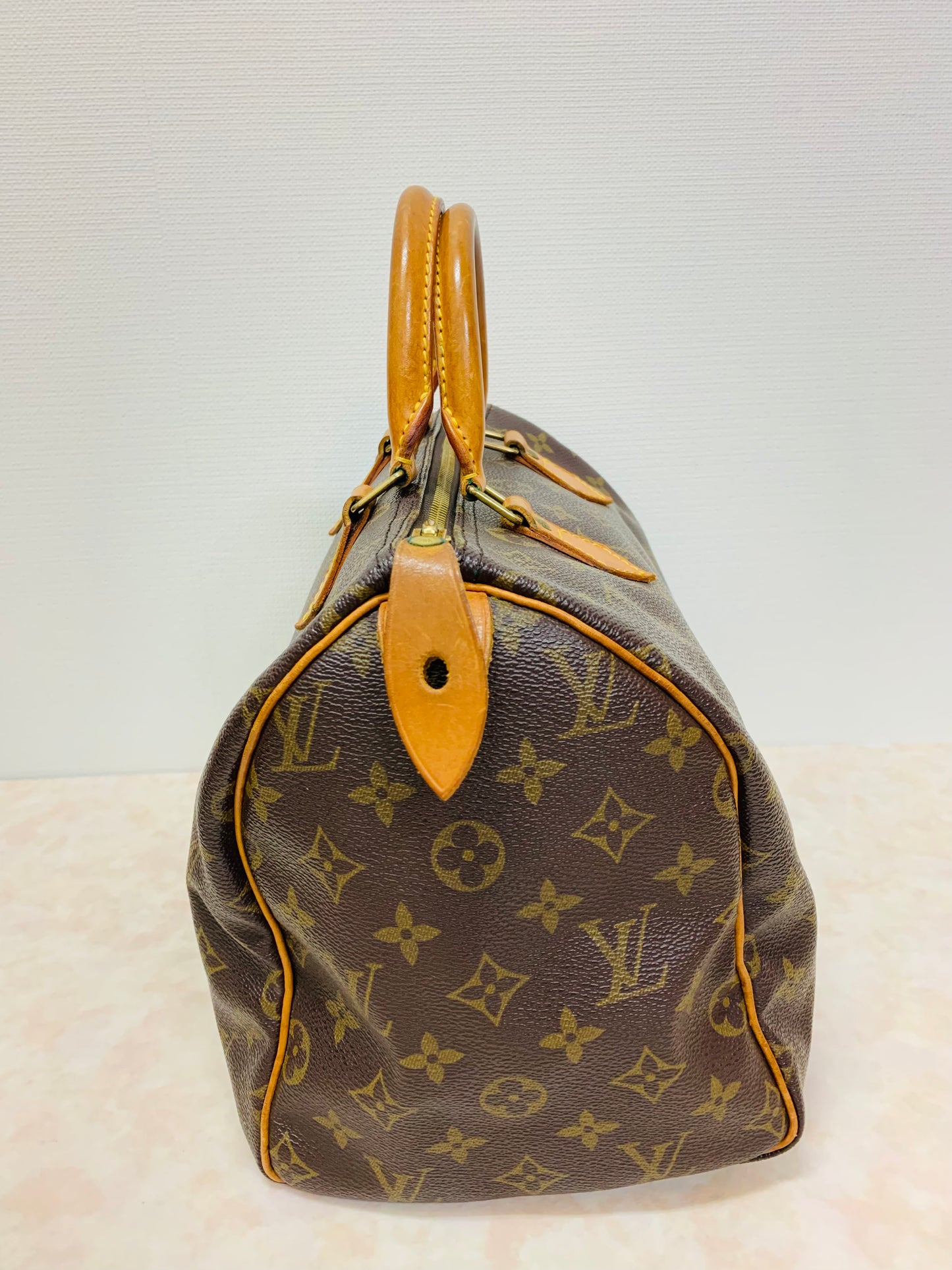 LOUIS VUITTON Speedy 30