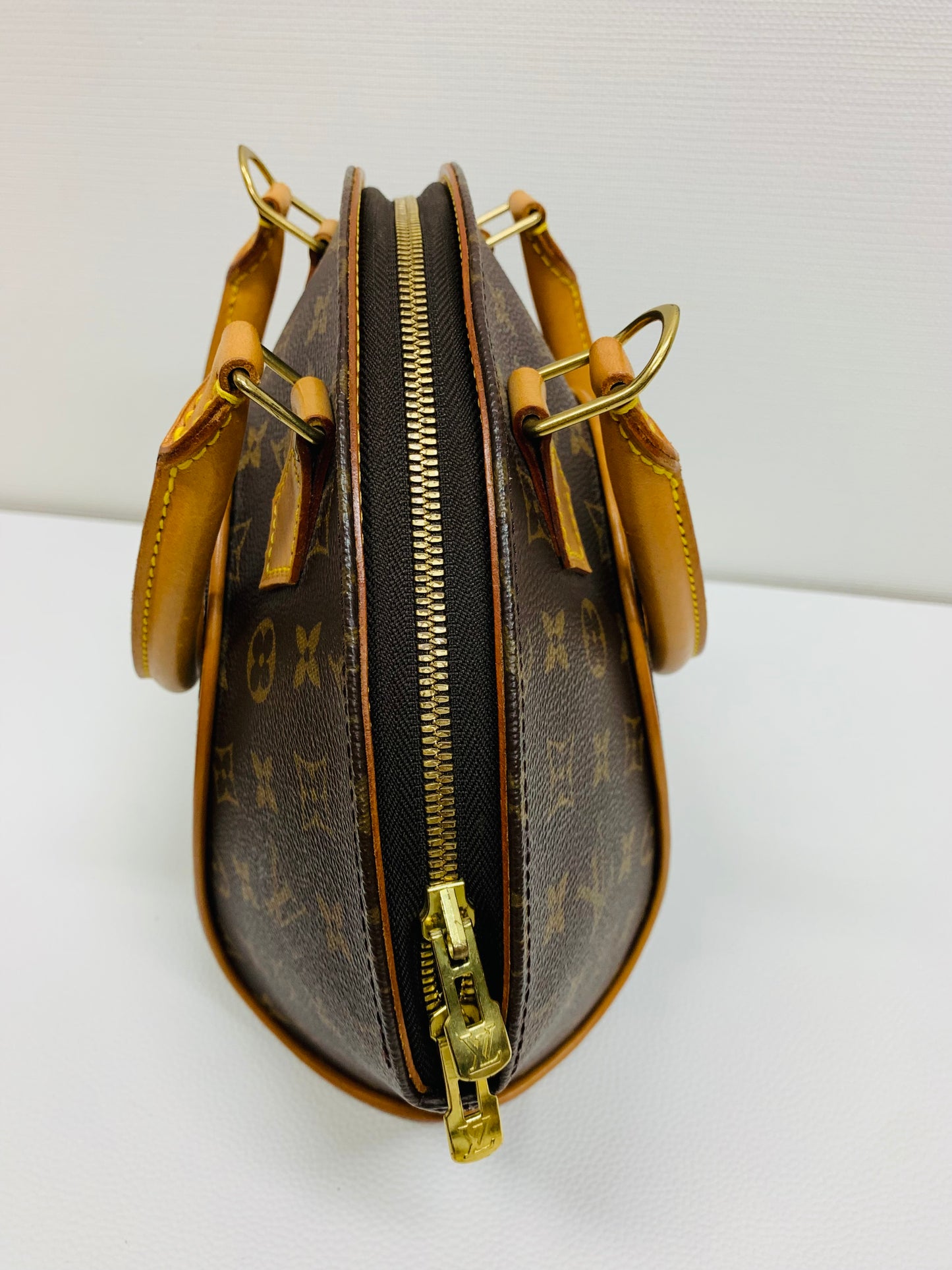 USED LOUIS VUITTON ELLIPSE PM