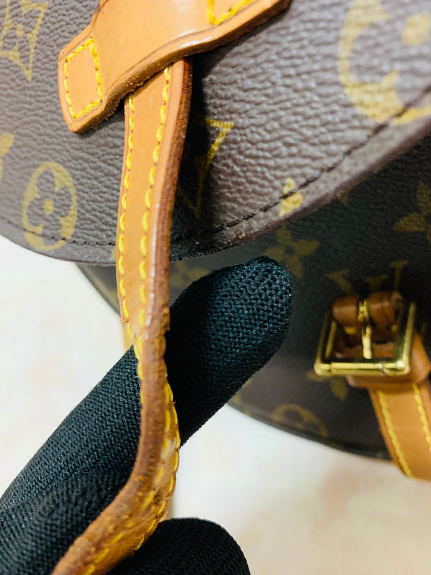 LOUIS VUITTON CHANTILLY MM