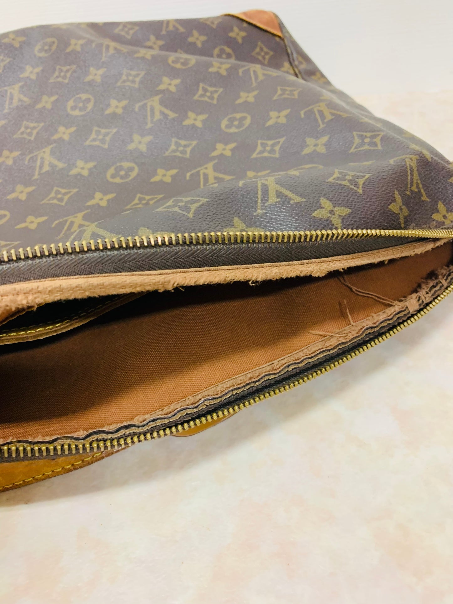 LOUIS VUITTON SAC BALLAD