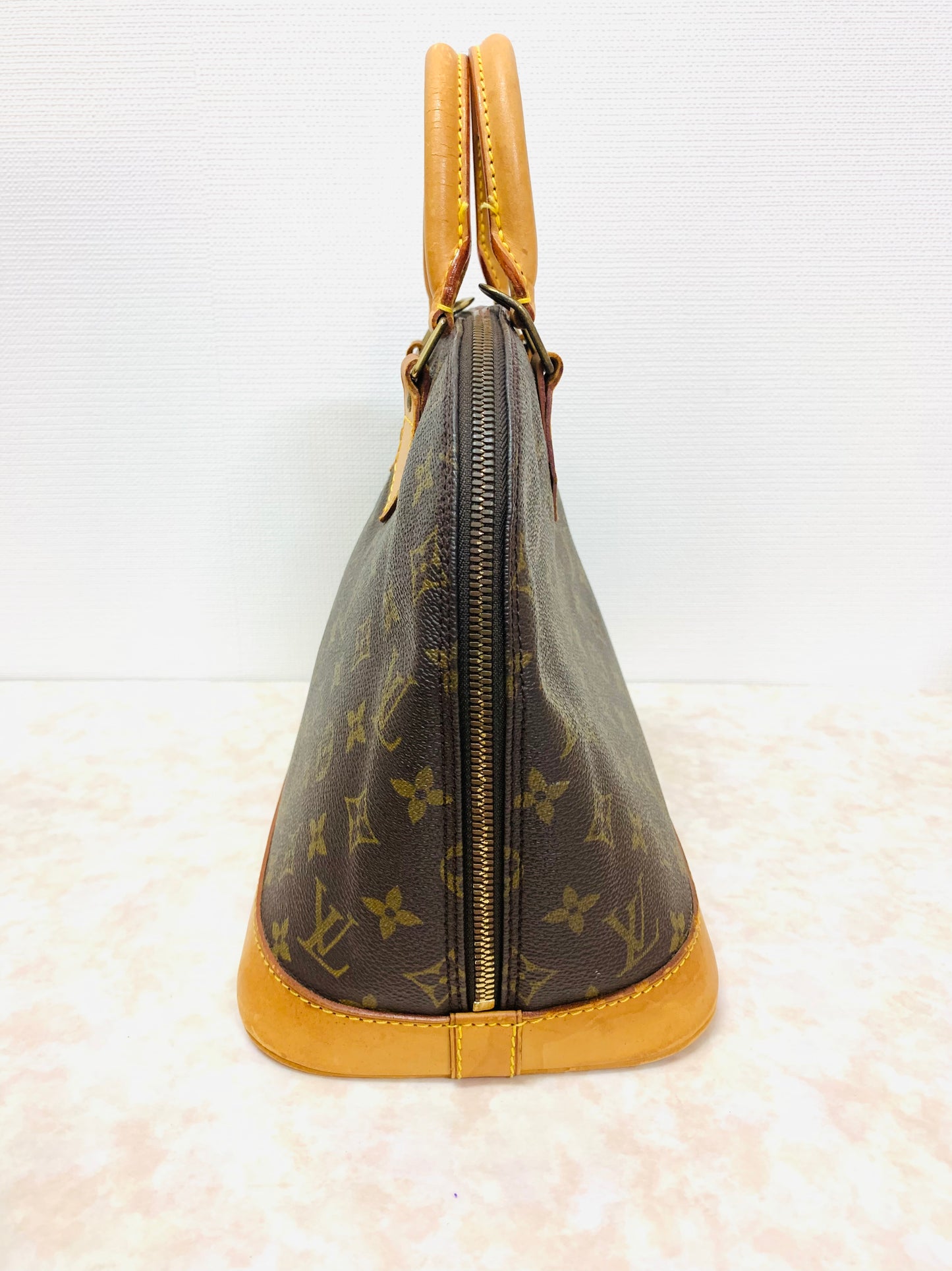 LOUIS VUITTON ALMA PM