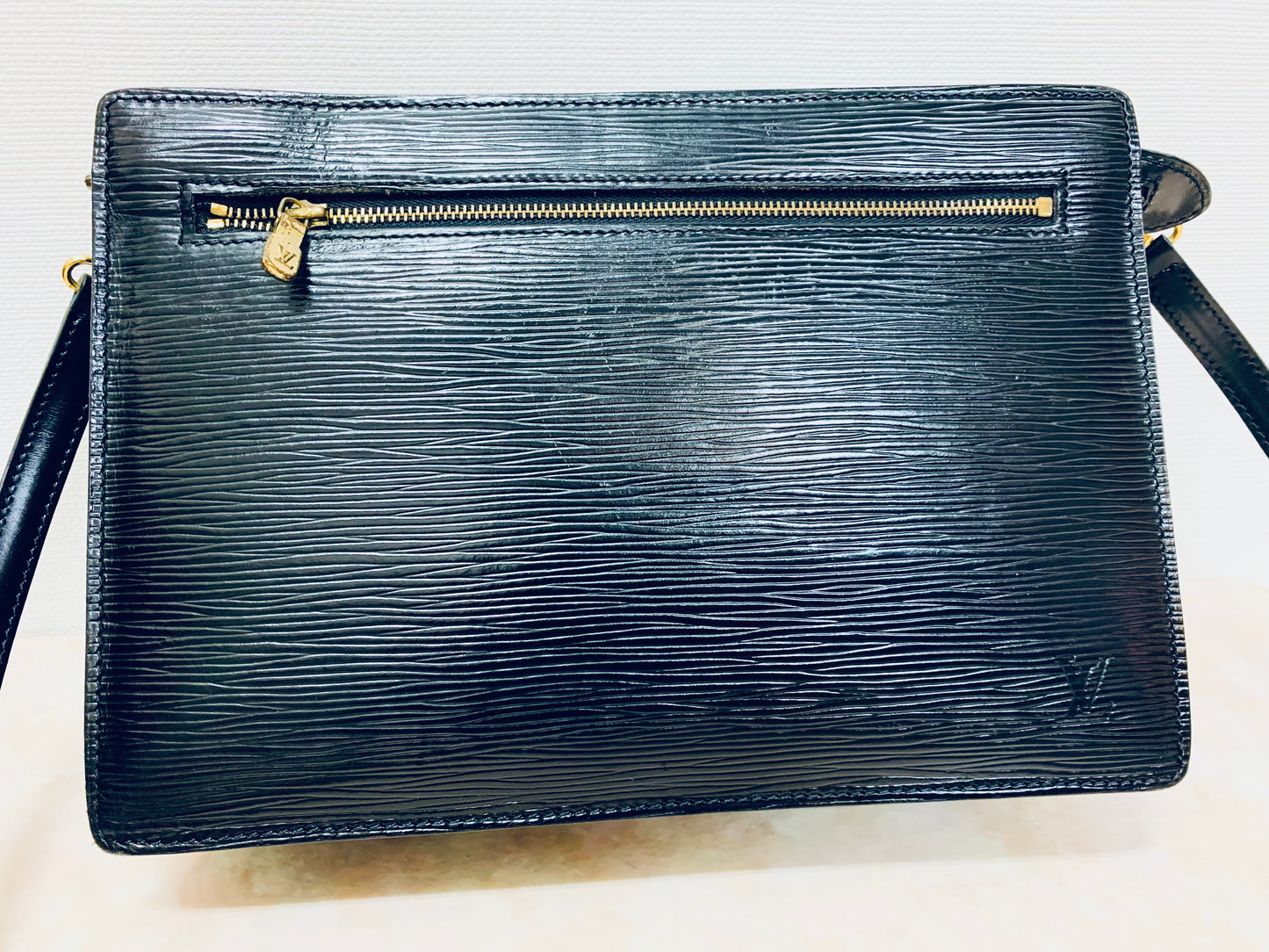 LOUIS VUITTON Epi Noir Enghien Shoulder/clutch bag