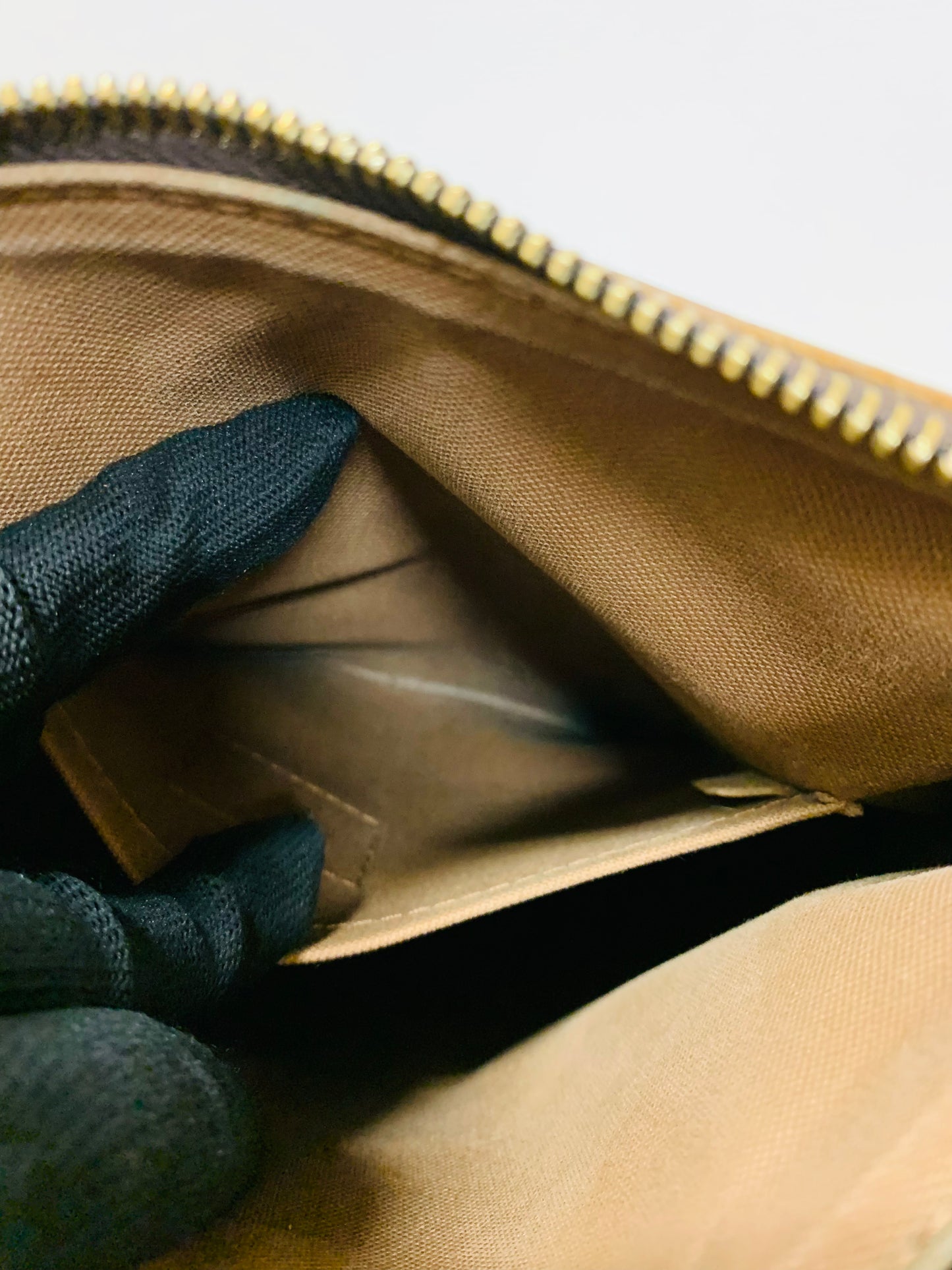 LOUIS VUITTON ODEON PM