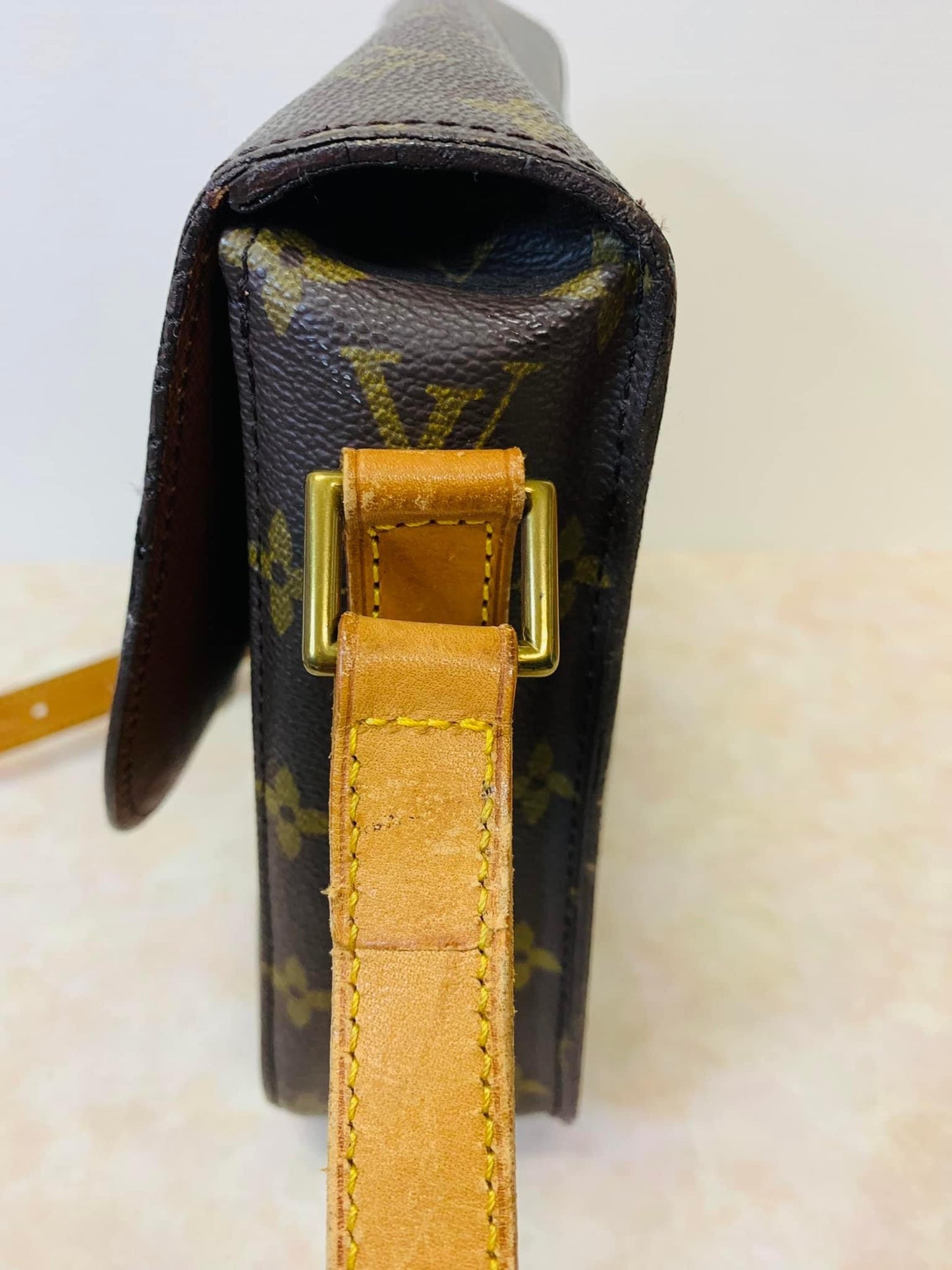 LOUIS VUITTON Vintage Saint Cloud GM