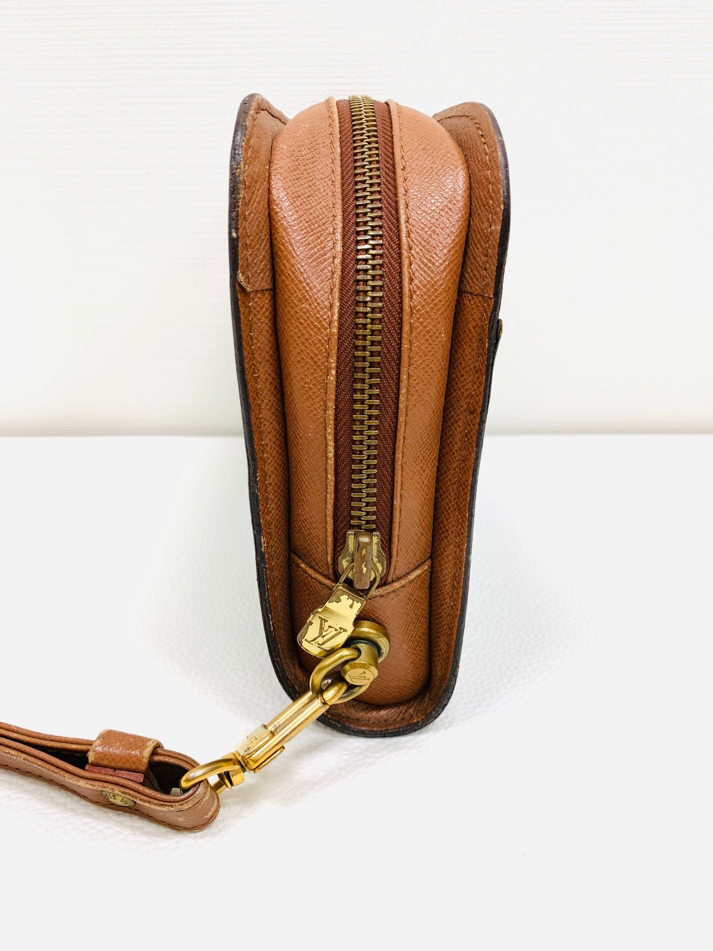 USED LOUIS VUITTON ORSAY CLUTCH BAG