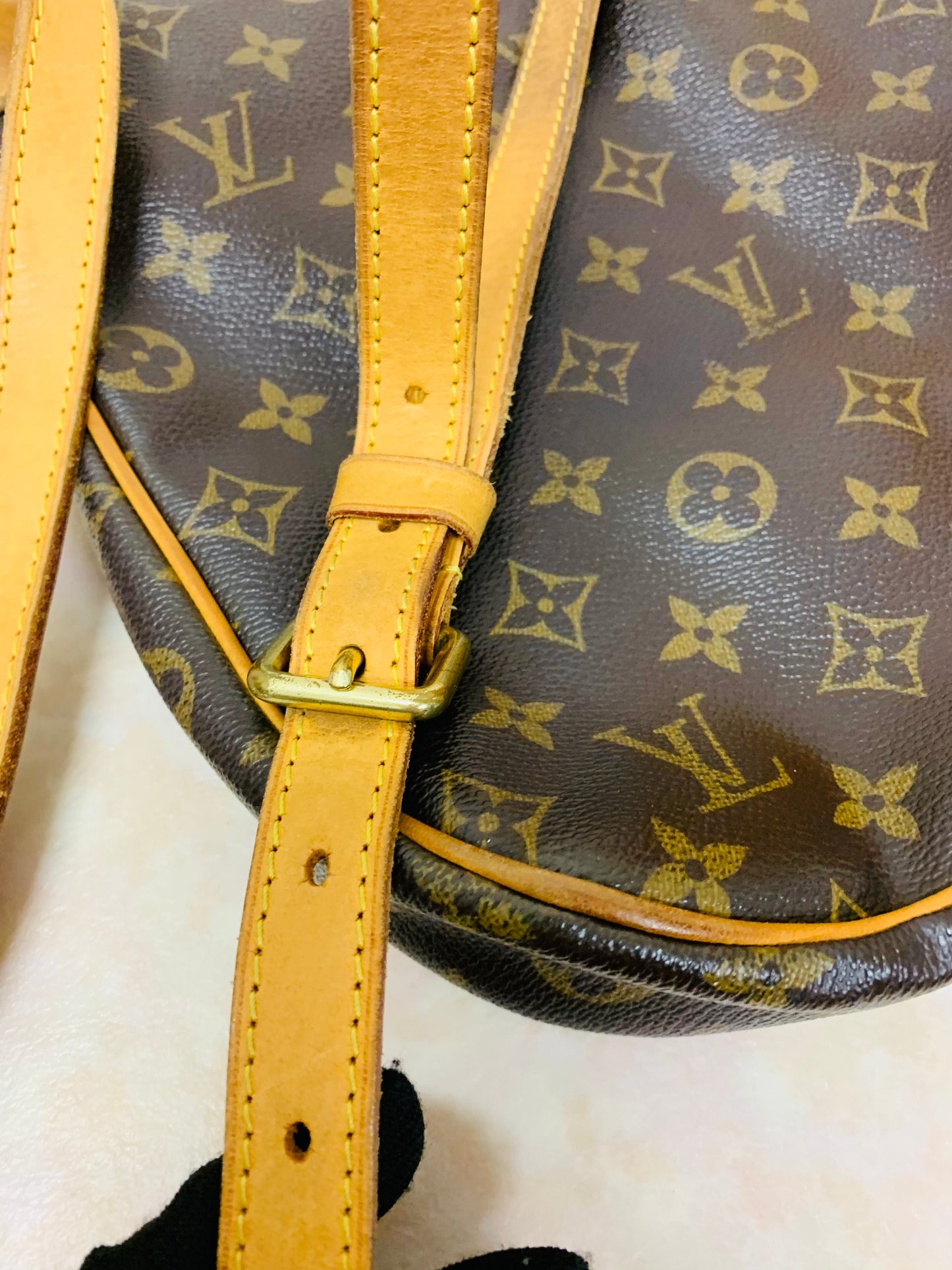 LOUIS VUITTON ODEON PM