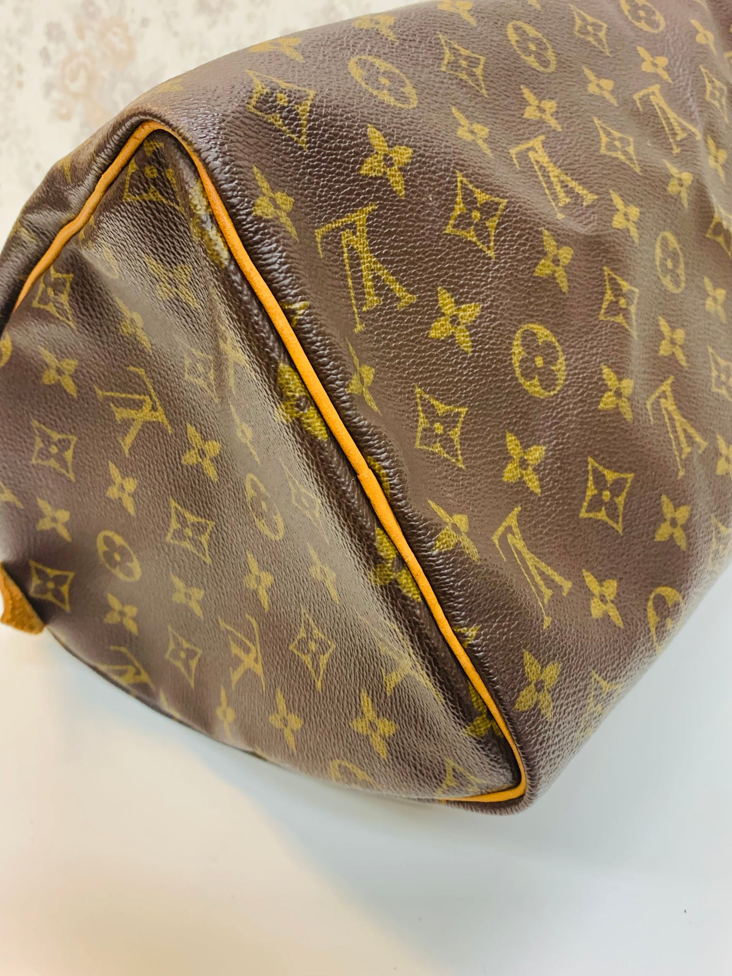 Louis Vuitton Speedy 30
