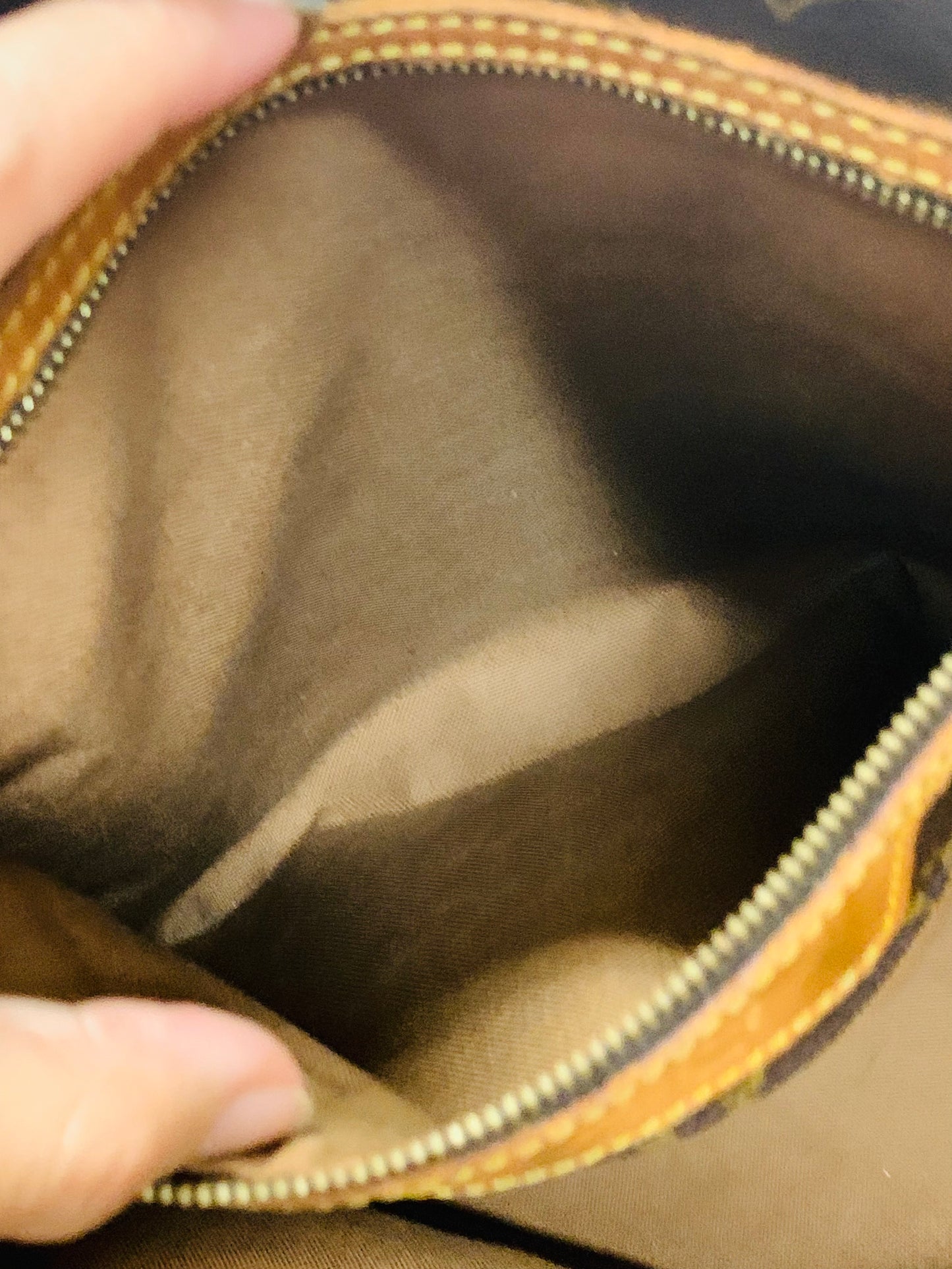 LOUIS VUITTON Sac Shopping Tote Bag