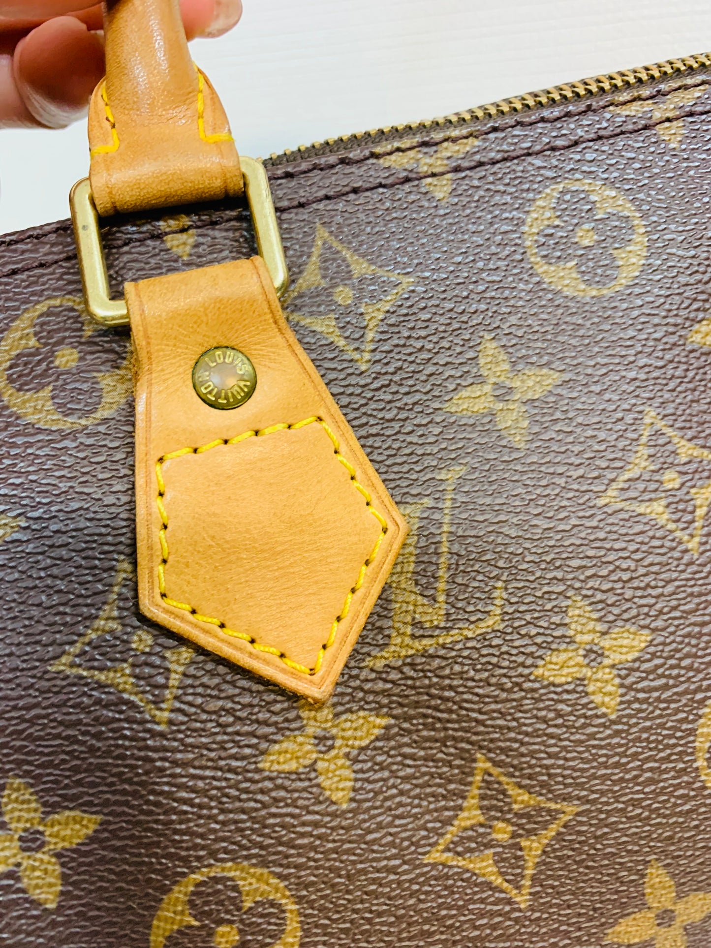 USED LOUIS VUITTON SPEEDY 30