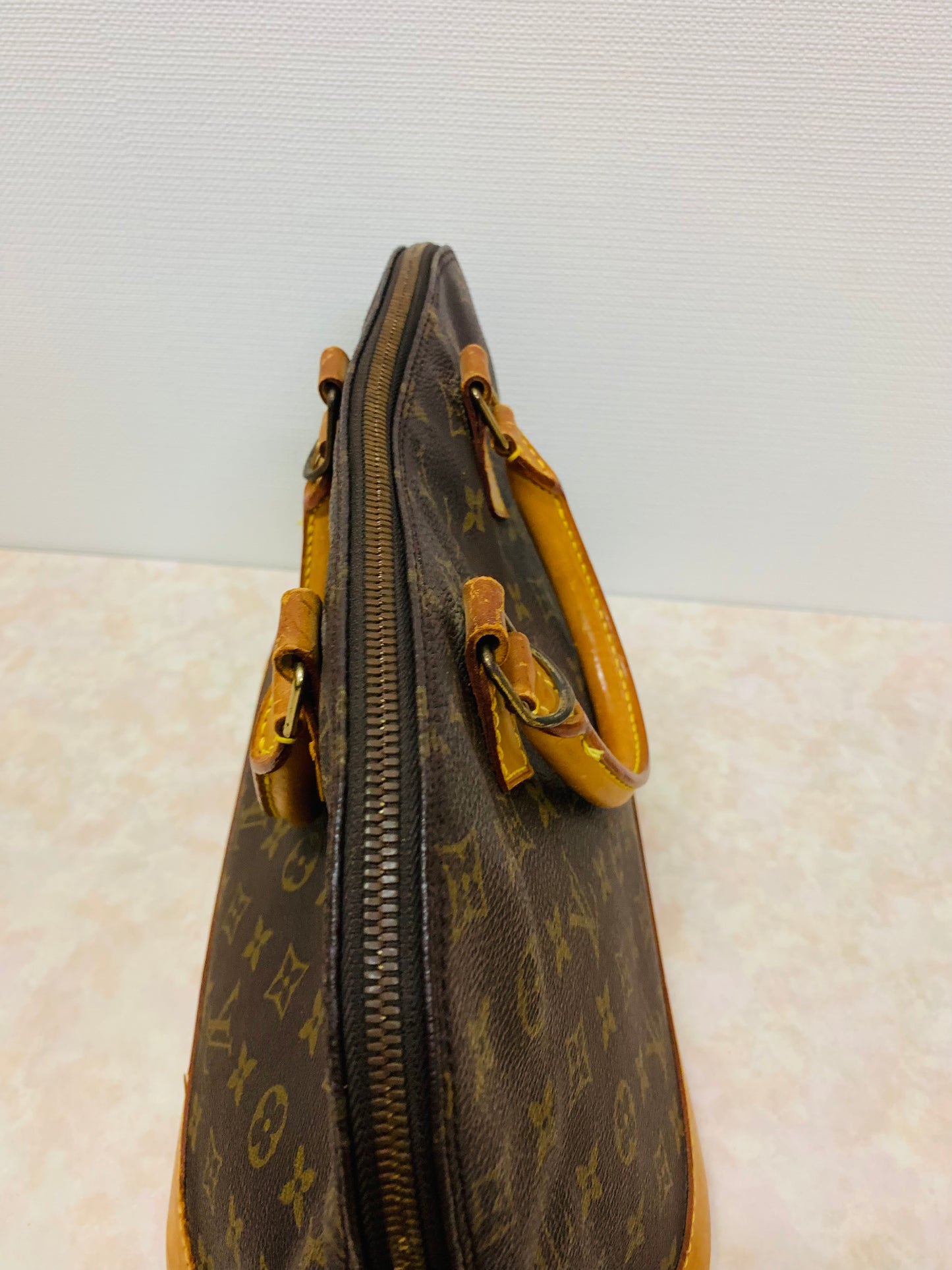 LOUIS VUITTON ALMA PM
