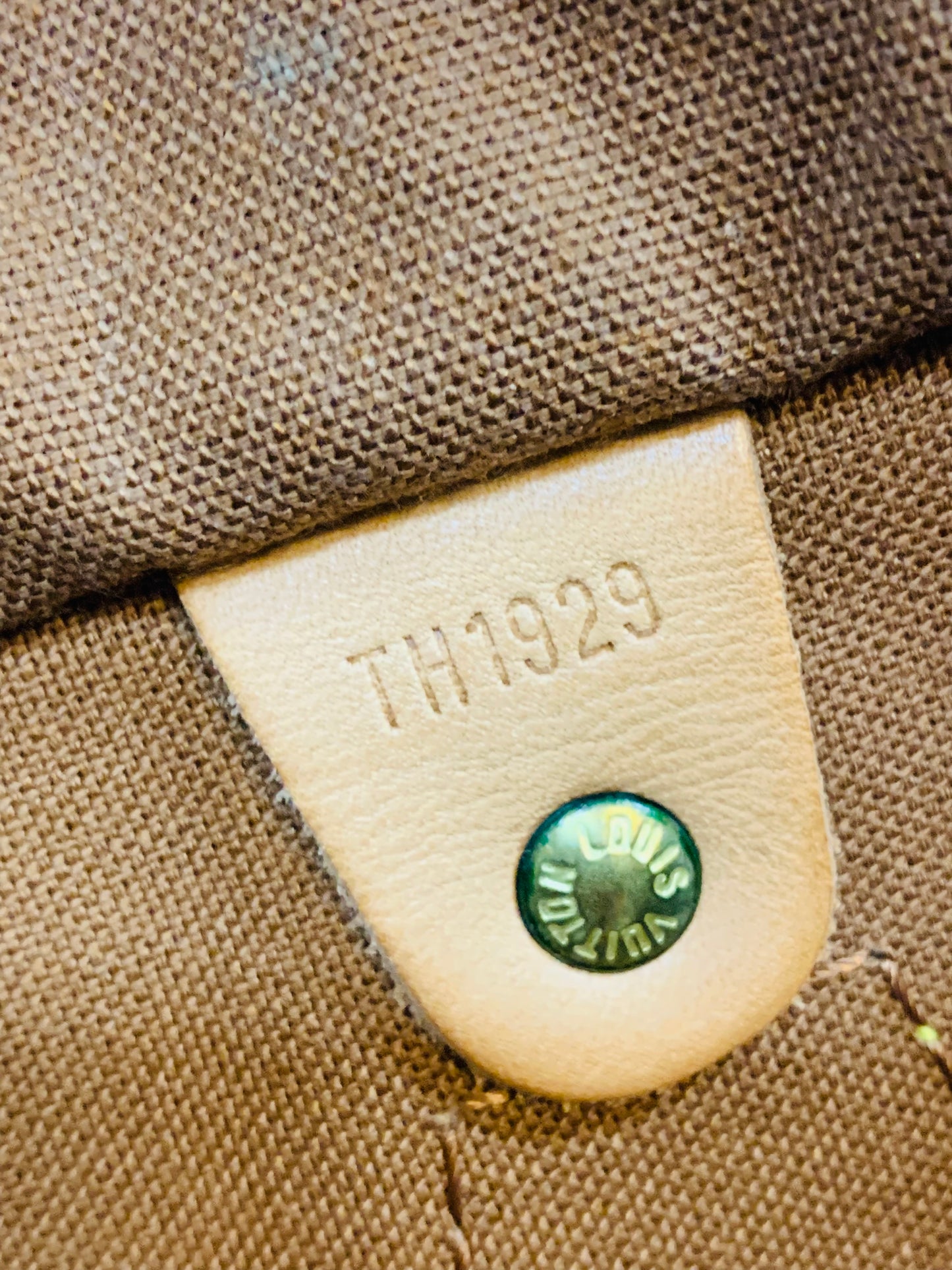 USED LOUIS VUITTON SPEEDY 30