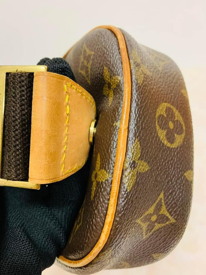 LOUIS VUITTON BUMBAG GANGE