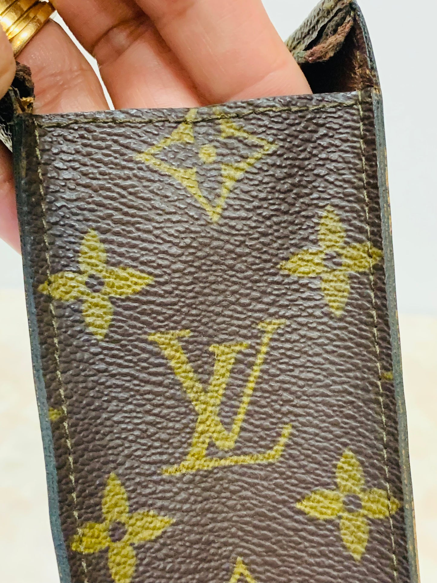 LOUIS VUITTON Toiletry 26 Monogram