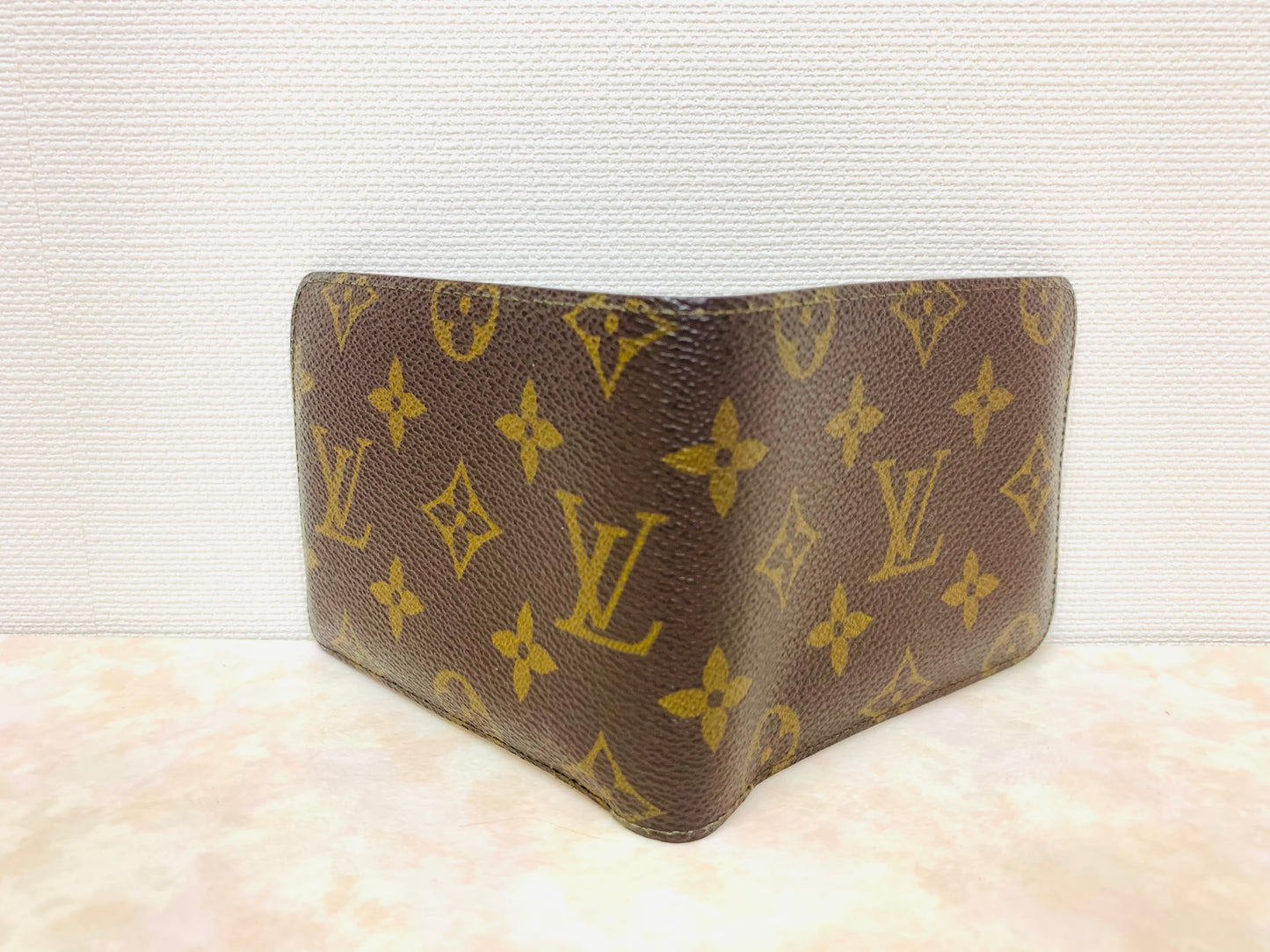 LOUIS VUITTON Vintage Bi-fold mens wallet
