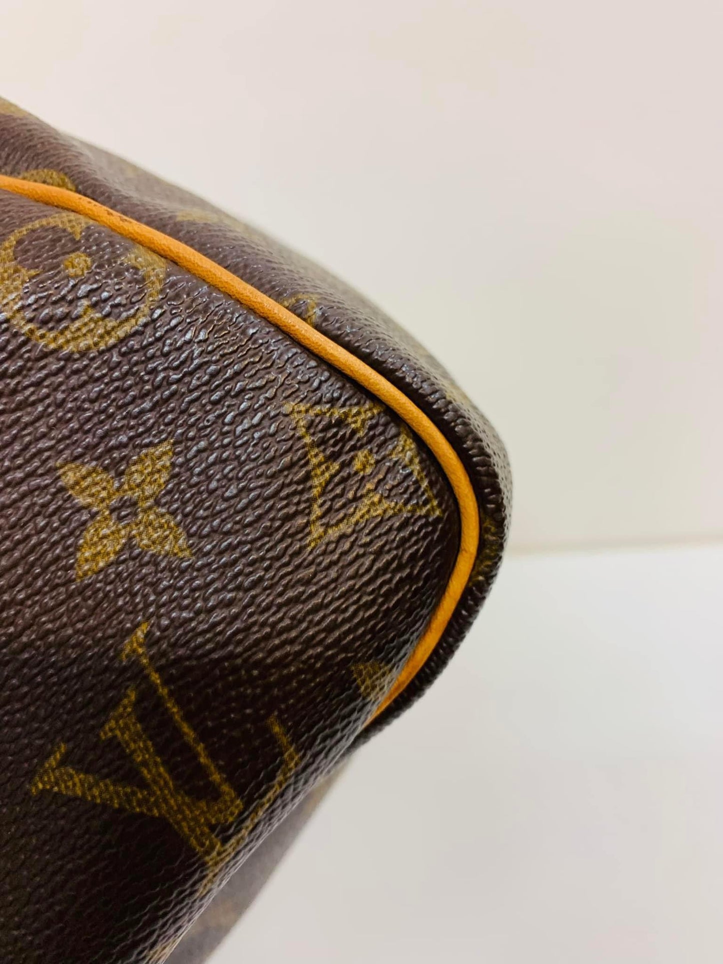 LOUIS VUITTON SPEEDY 30