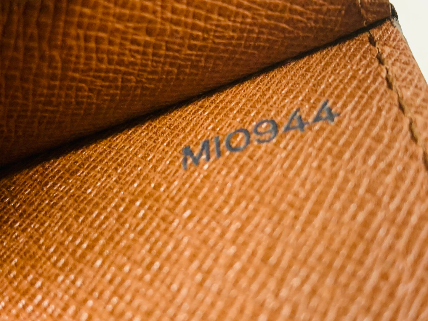 LOUIS VUITTON Porte Document Business /Laptop Bag Monogram
