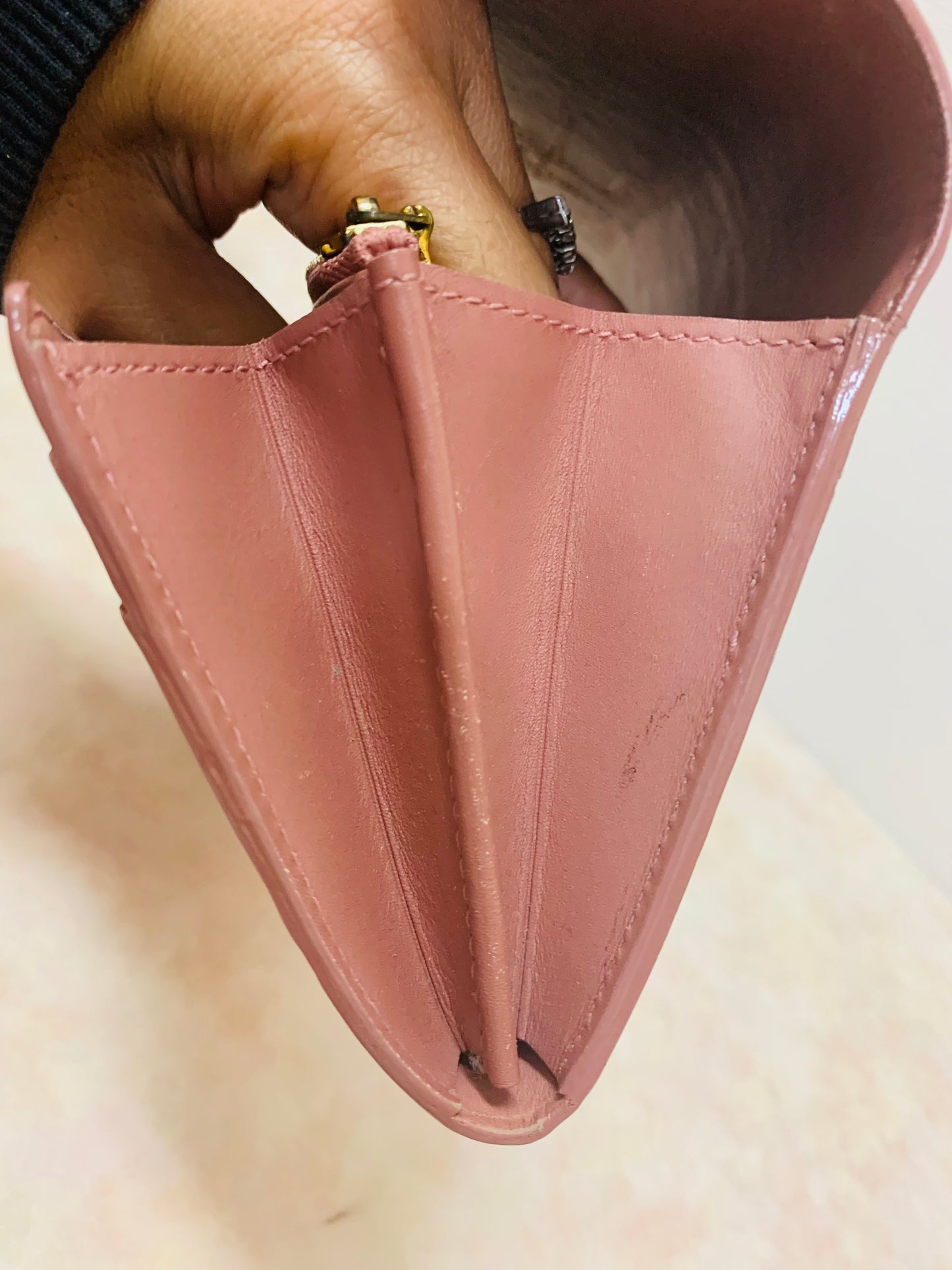 LOUIS VUITTON Vernis Ikat Rose Velour Wallet