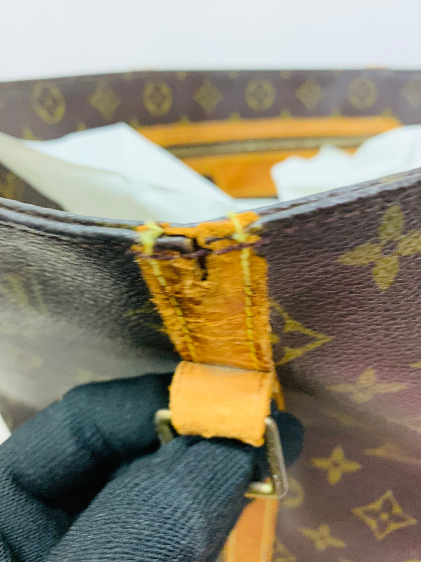 LOUIS VUITTON Sac Shopping Tote Bag