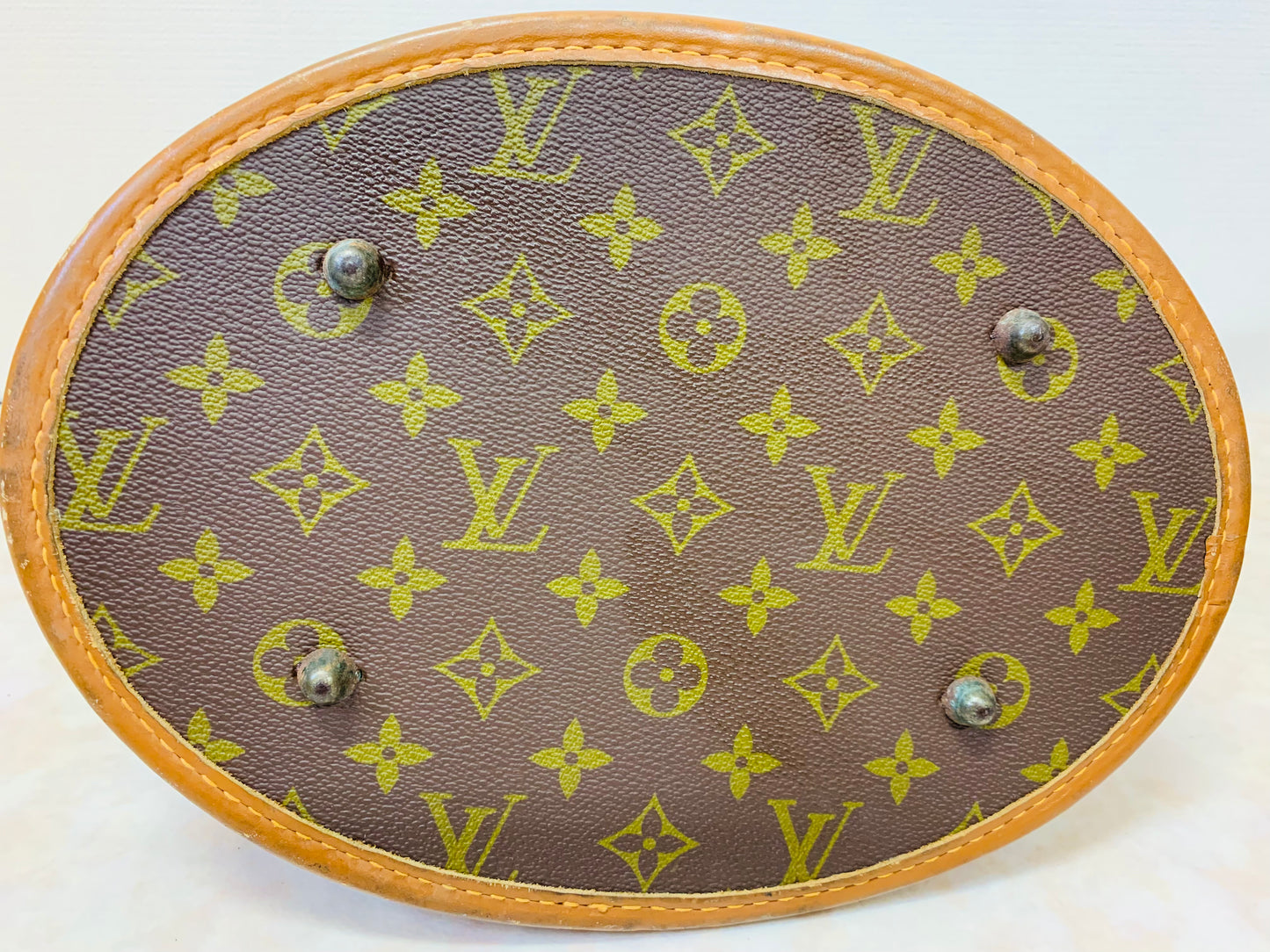 LOUIS VUITTON Bucket GM French Company