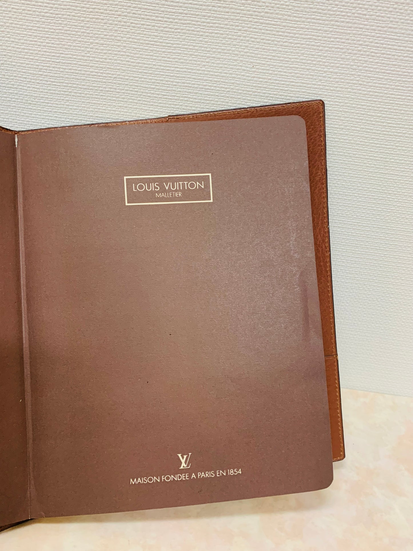 LOUIS VUITTON Vintage Desk Agenda 1983