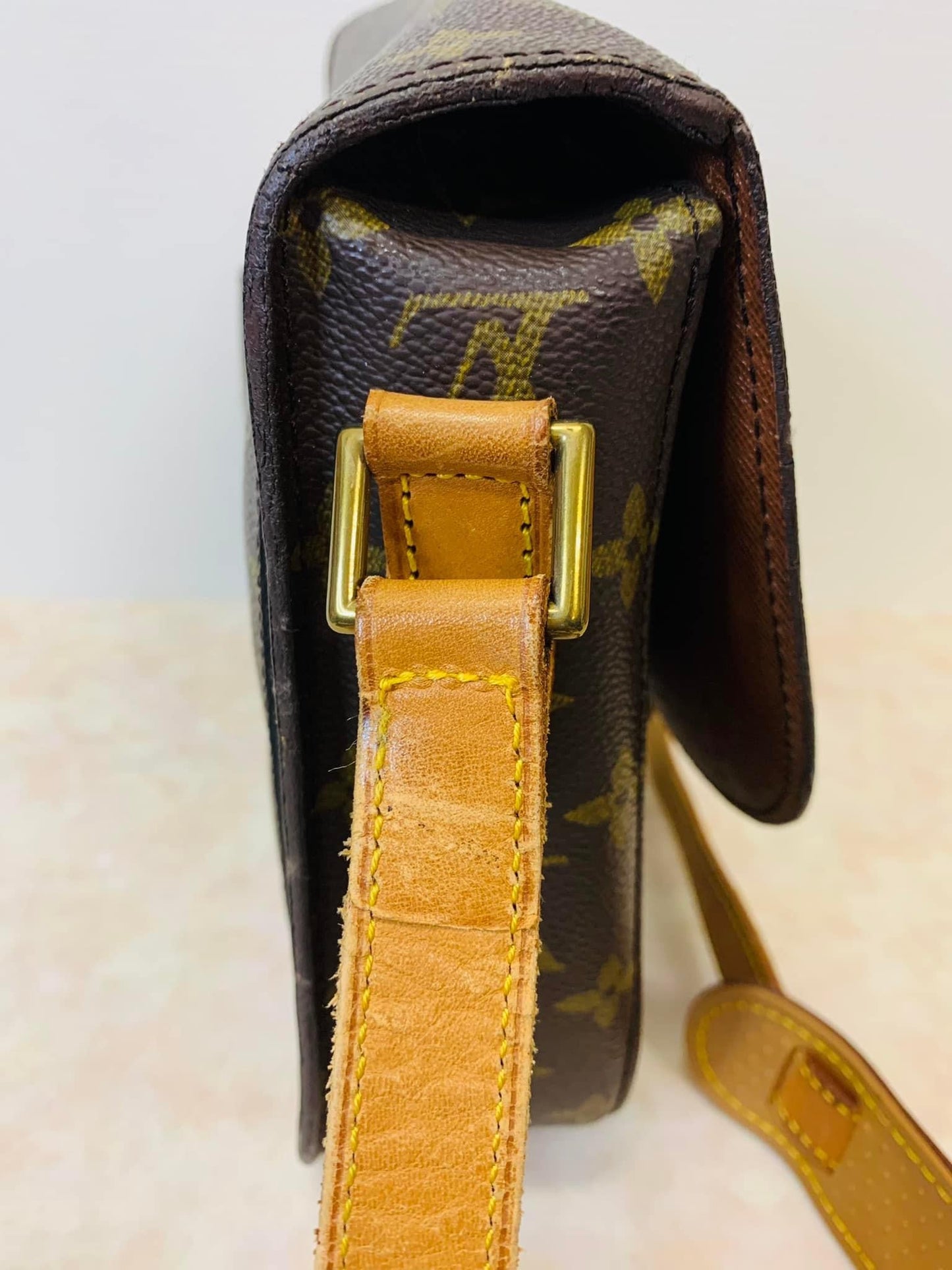 LOUIS VUITTON Vintage Saint Cloud GM