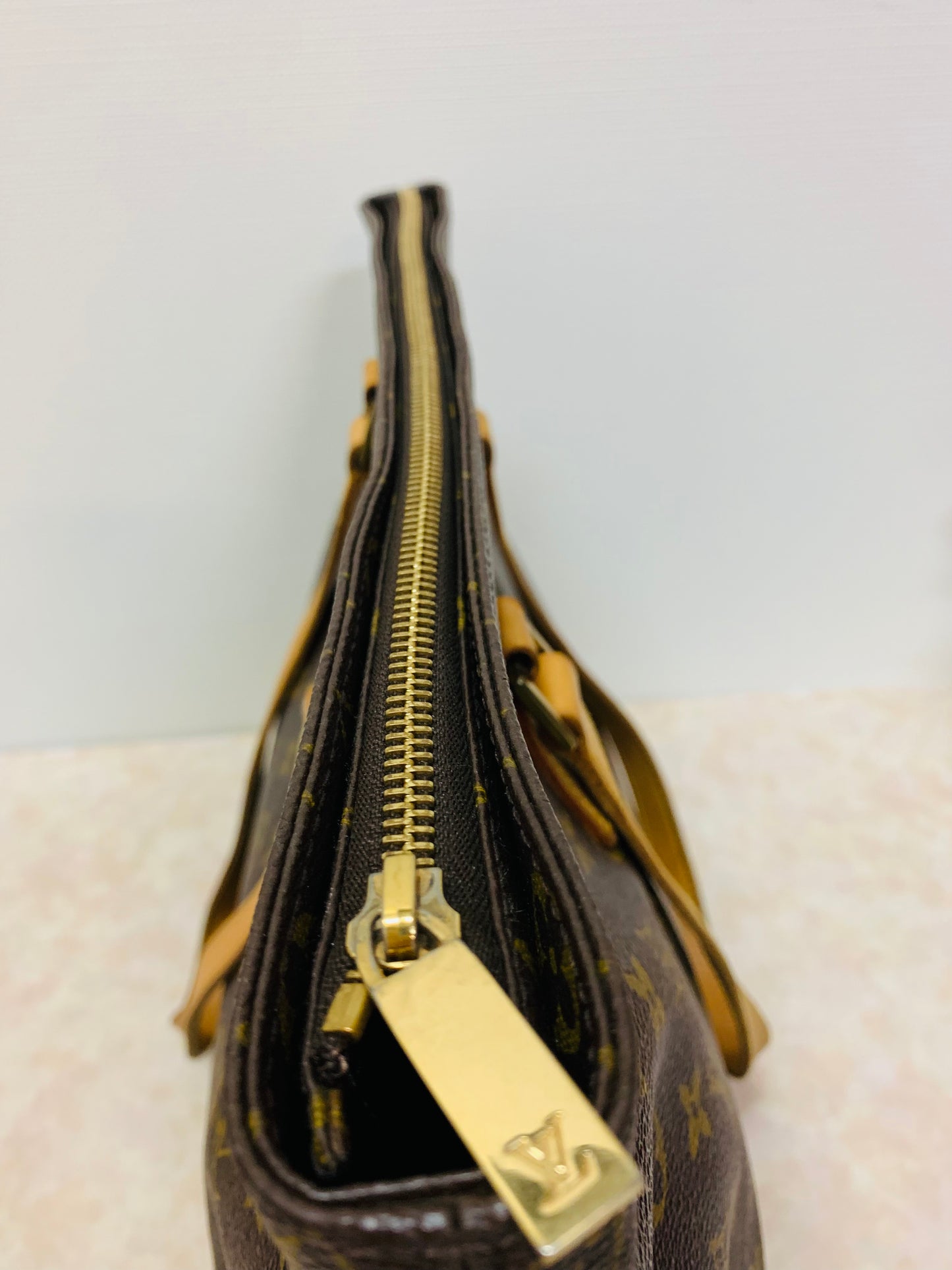 LOUIS VUITTON Cabas Mezzo Tote Bag