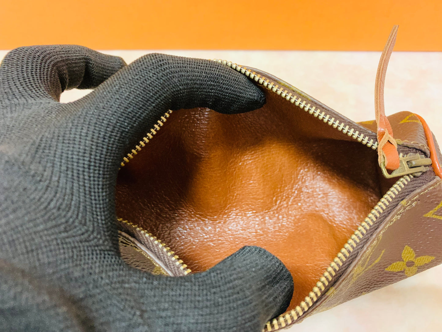 LOUIS VUITTON Golf Ball Pouch/Pen or lipstick case