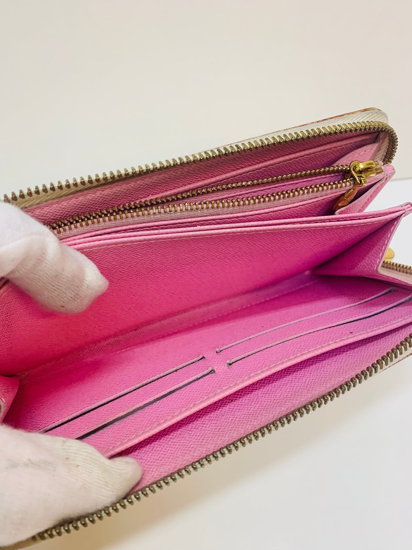 Louis Vuitton Multicolor Zippy Wallet