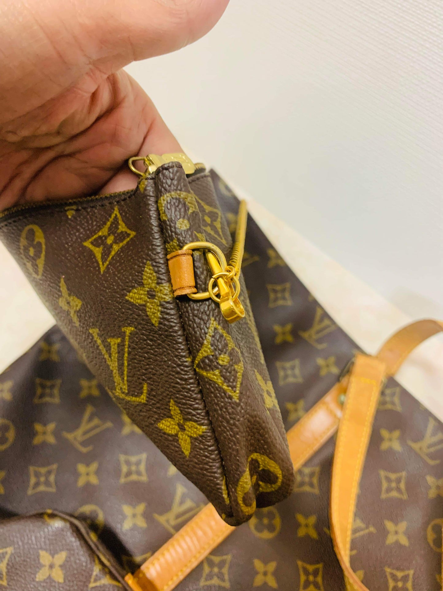 LOUIS VUITTON SAC SHOPPING TOTE BAG WITH POUCH