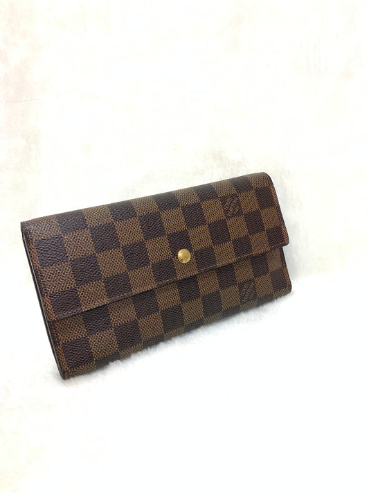 LOUIS VUITTON International wallet DE