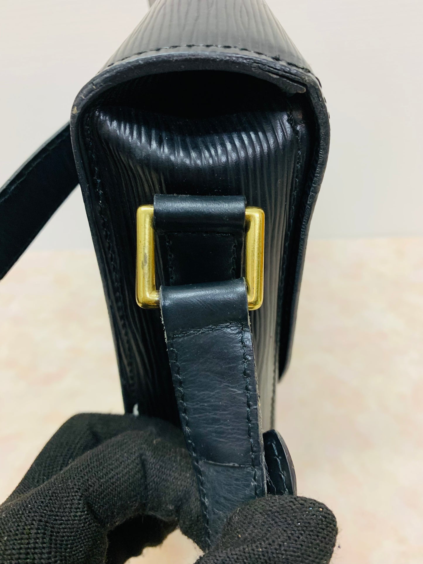 LOUIS VUITTON ntage Epi Saint Cloud GM Noir