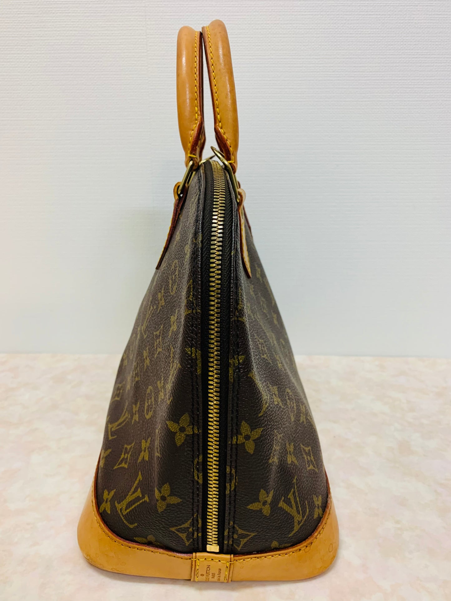 LOUIS VUITTON ALMA PM