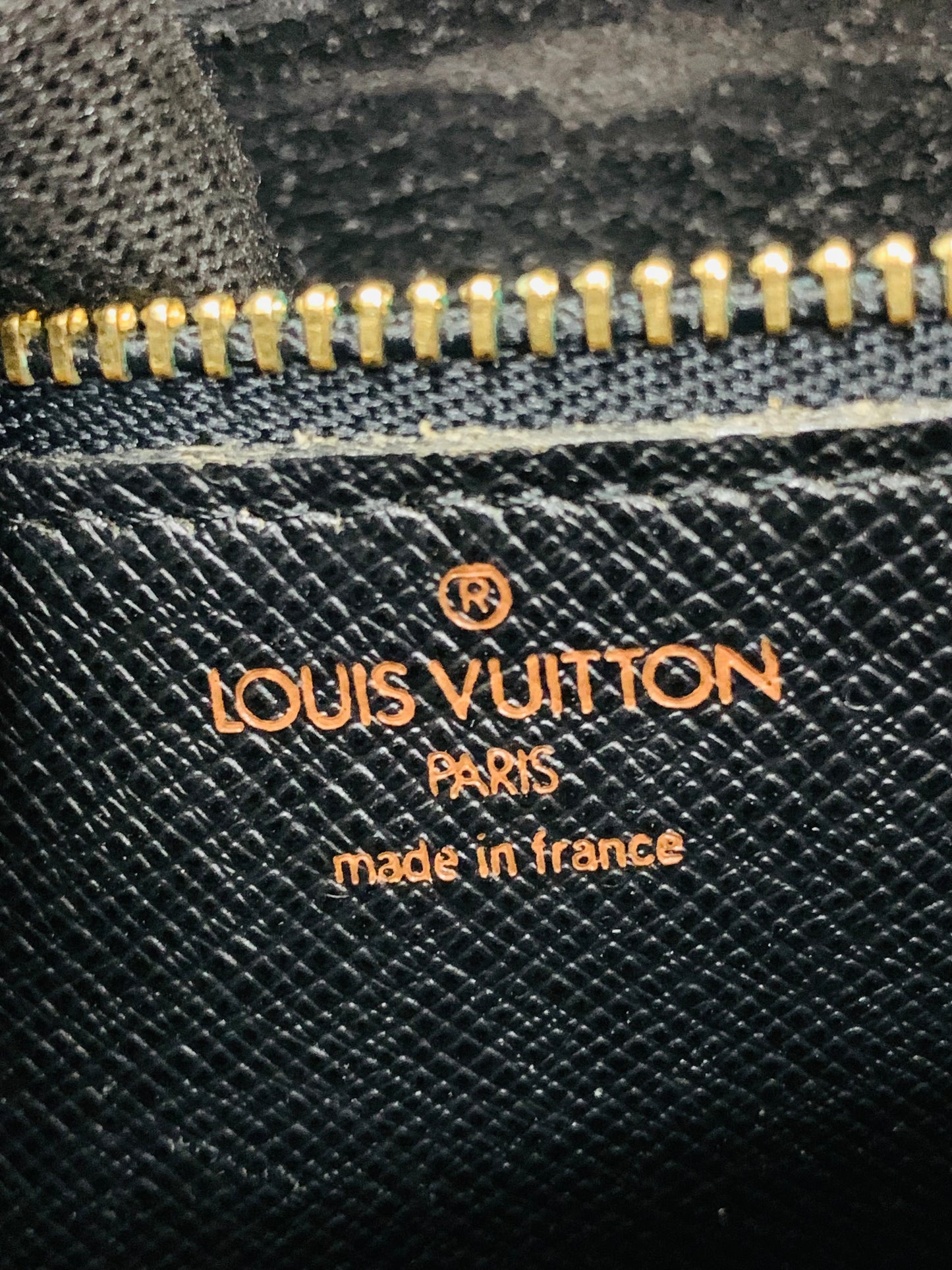 LOUIS VUITTON Epi Noir Enghien Shoulder/clutch bag