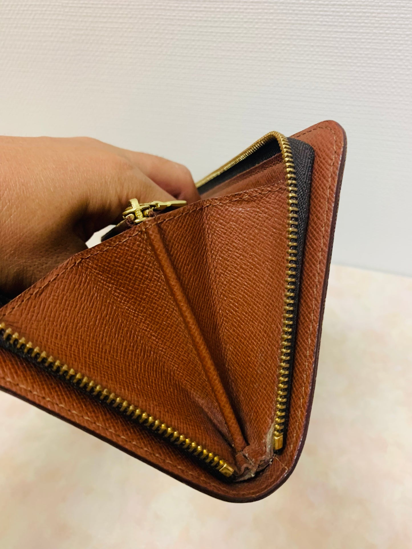 LOUIS VUITTON Zippy Compact wallet old model