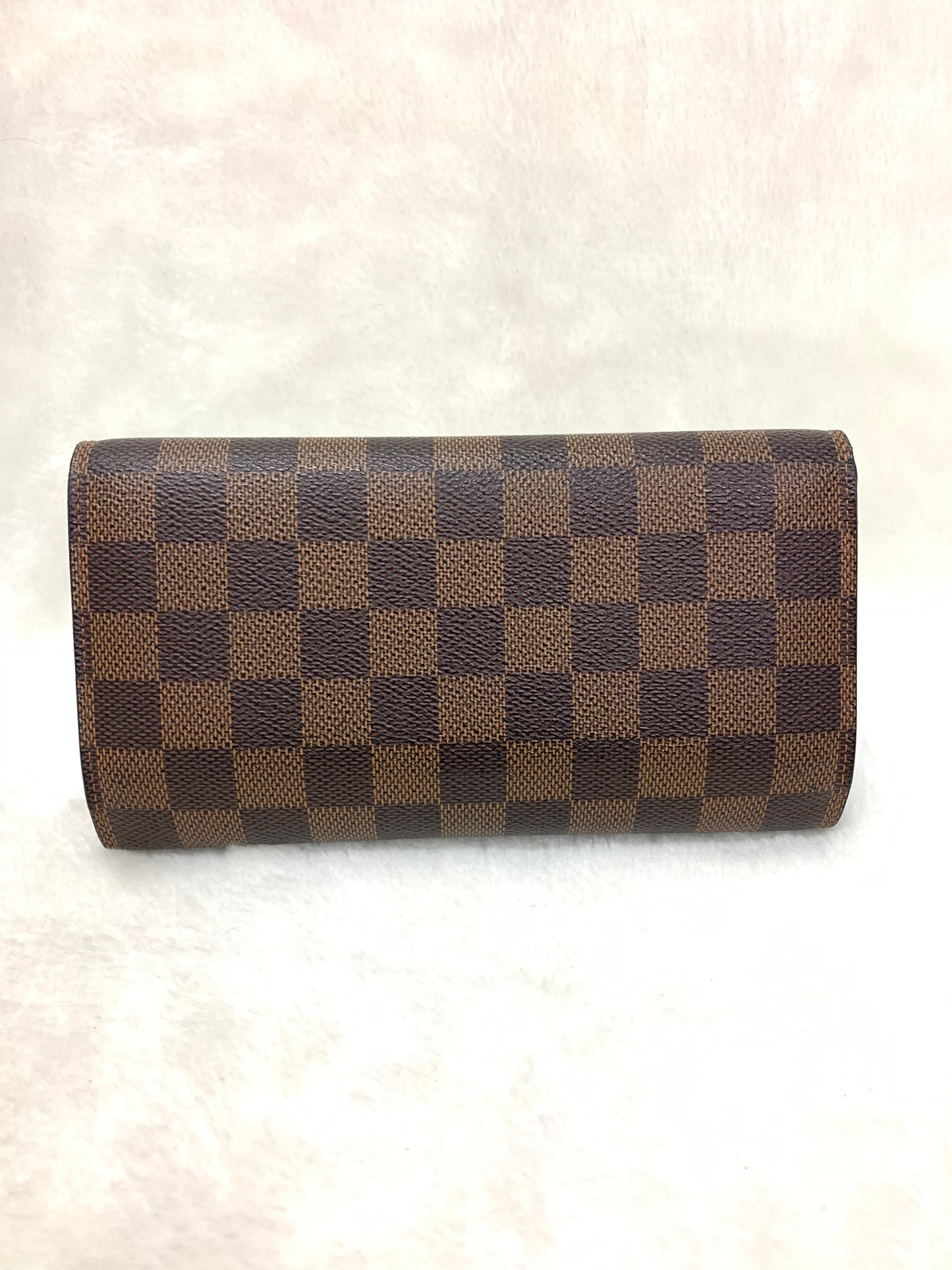 LOUIS VUITTON International wallet DE