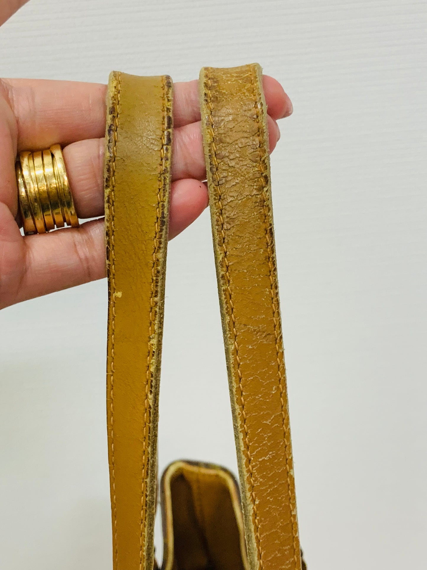 LOUIS VUITTON Bucket GM French and Company