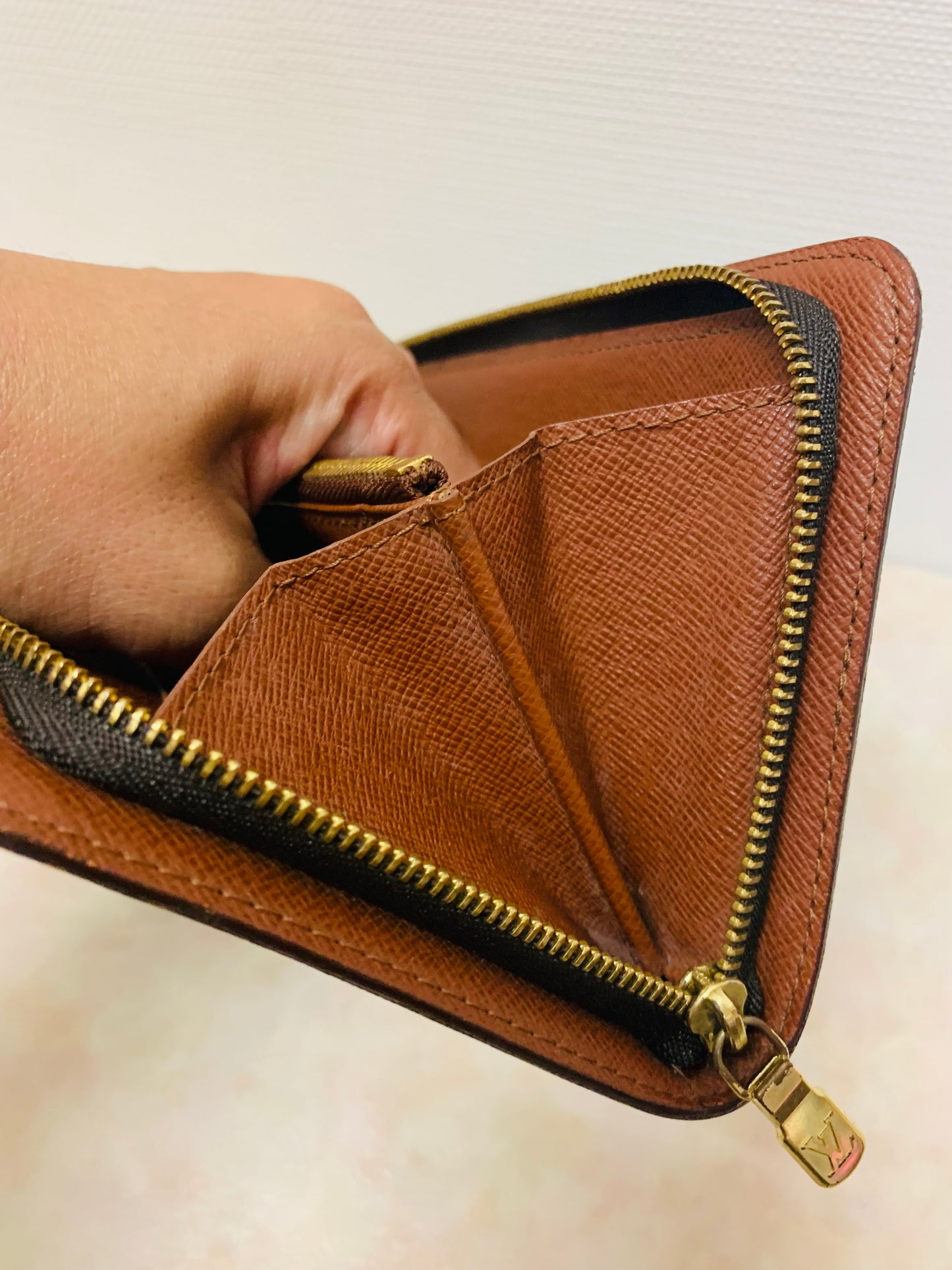 LOUIS VUITTON Zippy Compact wallet old model