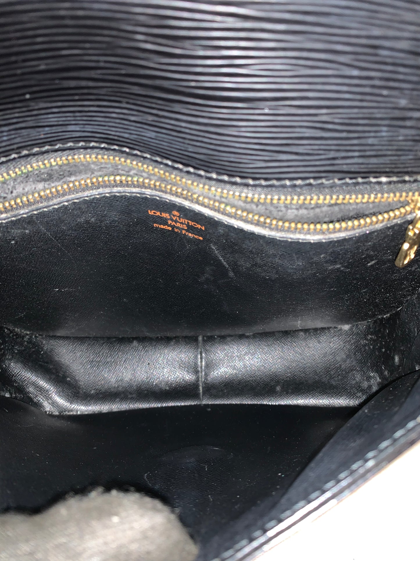 LOUIS VUITTON ntage Epi Saint Cloud GM Noir