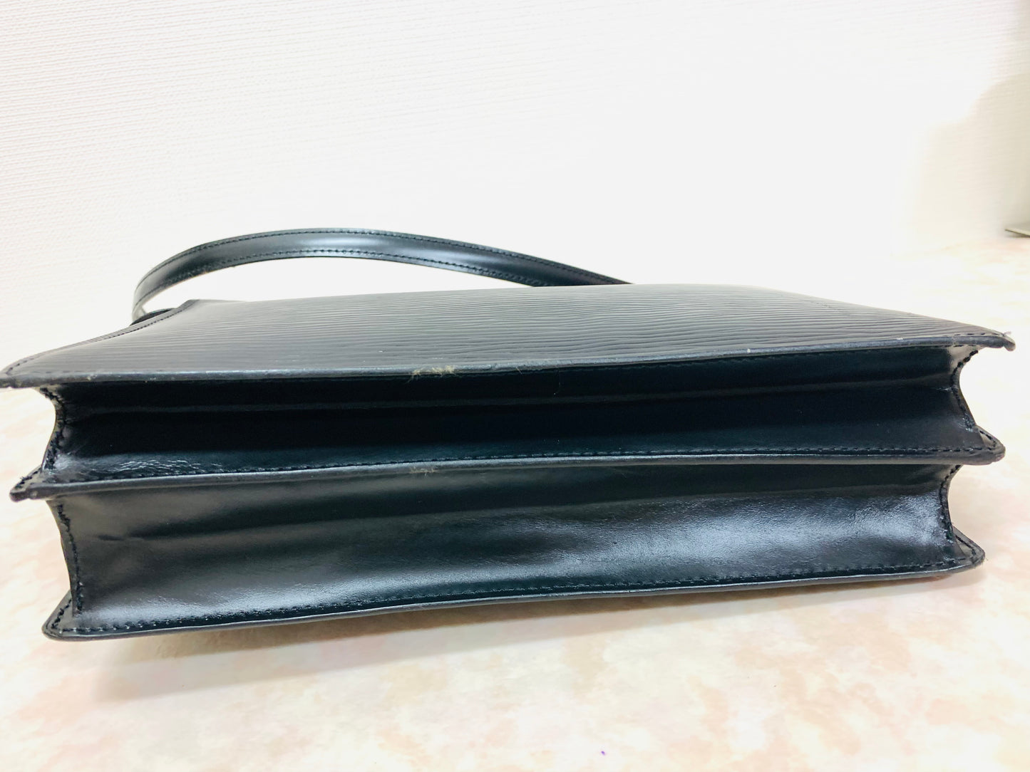 LOUIS VUITTON Epi Noir Enghien Shoulder/clutch bag