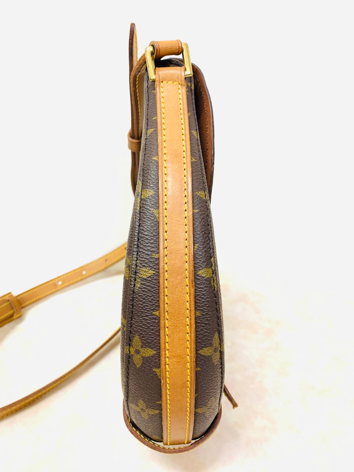 LOUIS VUITTON CHANTILLY MM