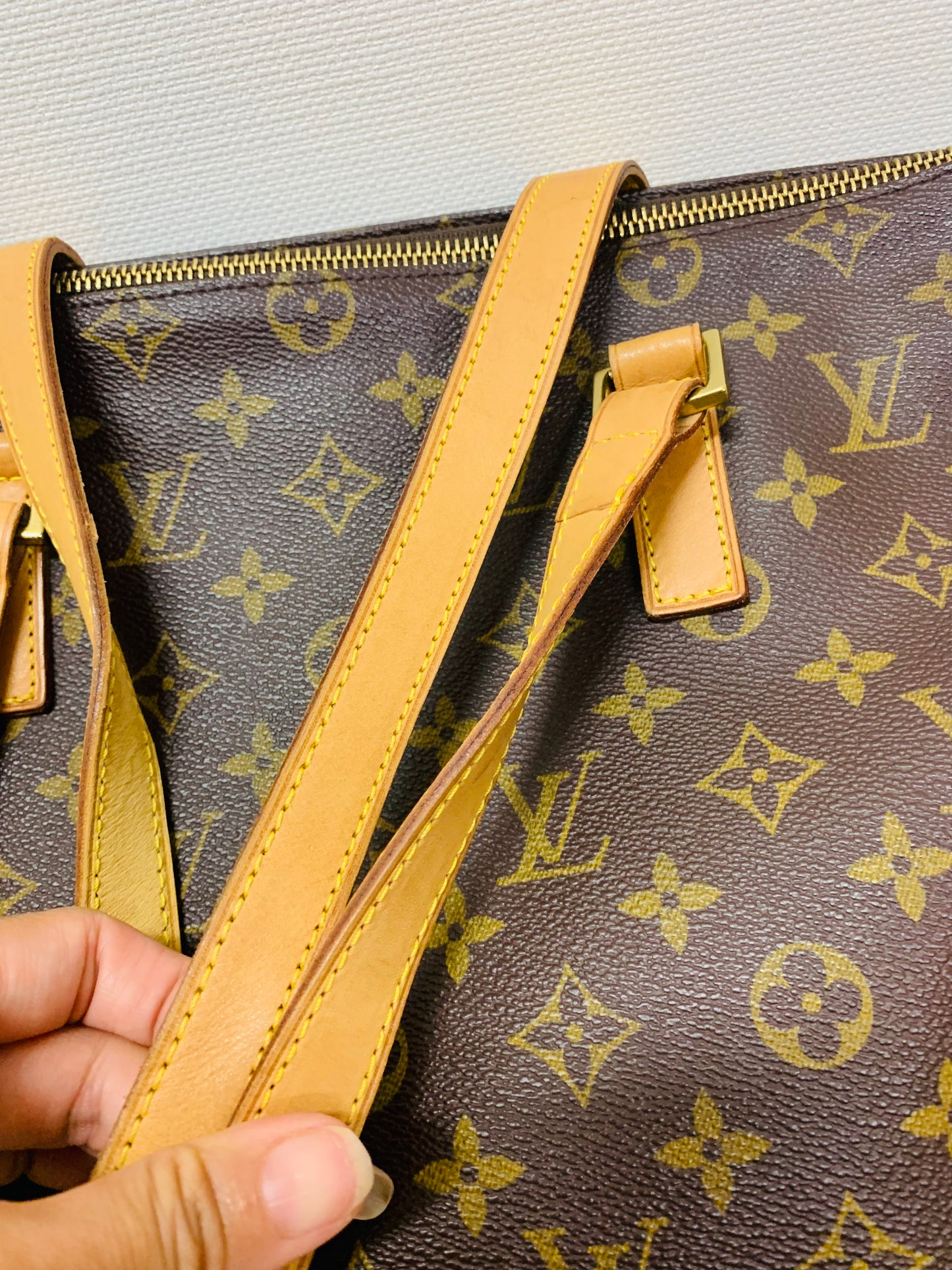 LOUIS VUITTON Cabas Mezzo Tote bag
