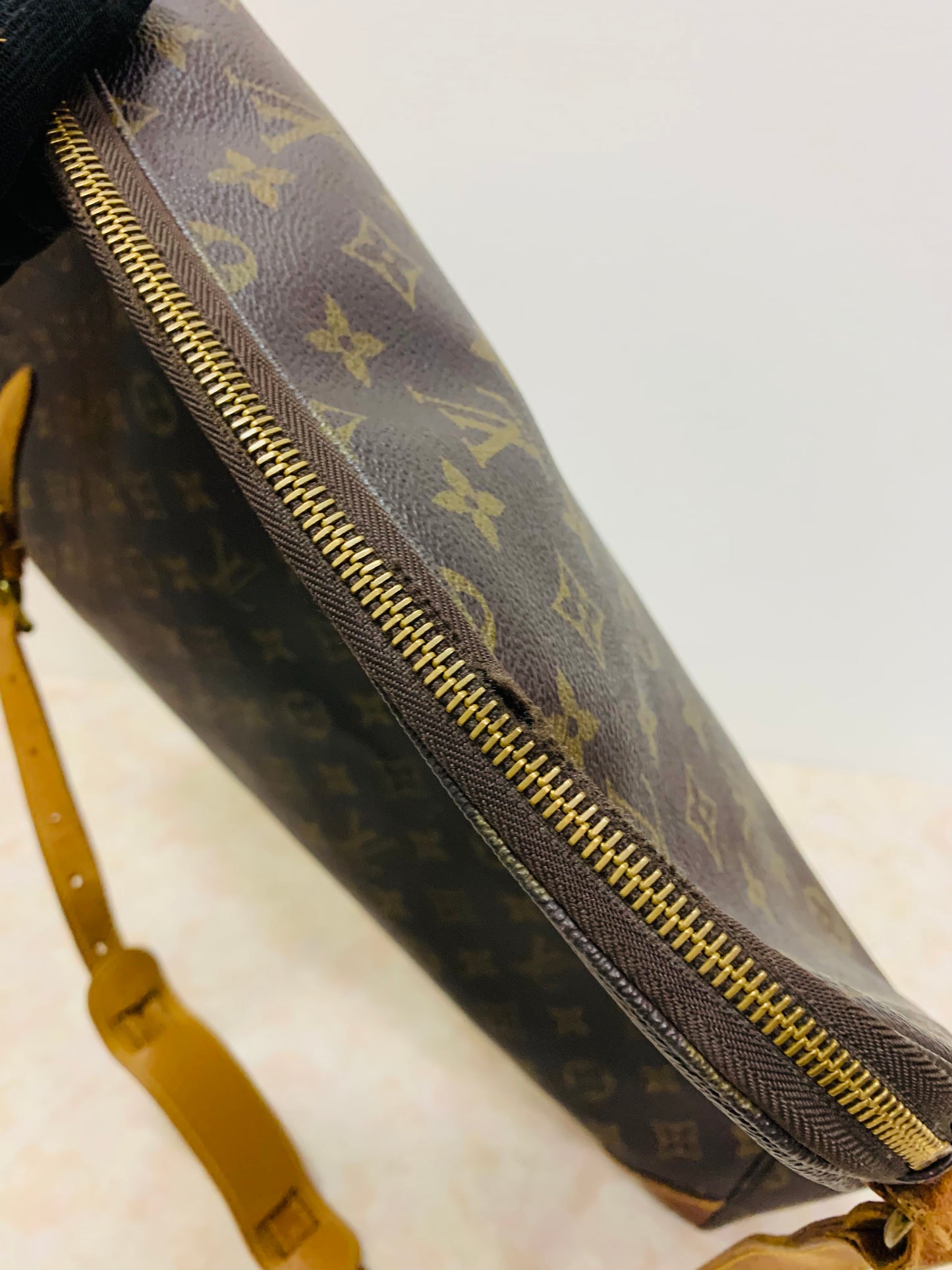 LOUIS VUITTON SAC BALLAD