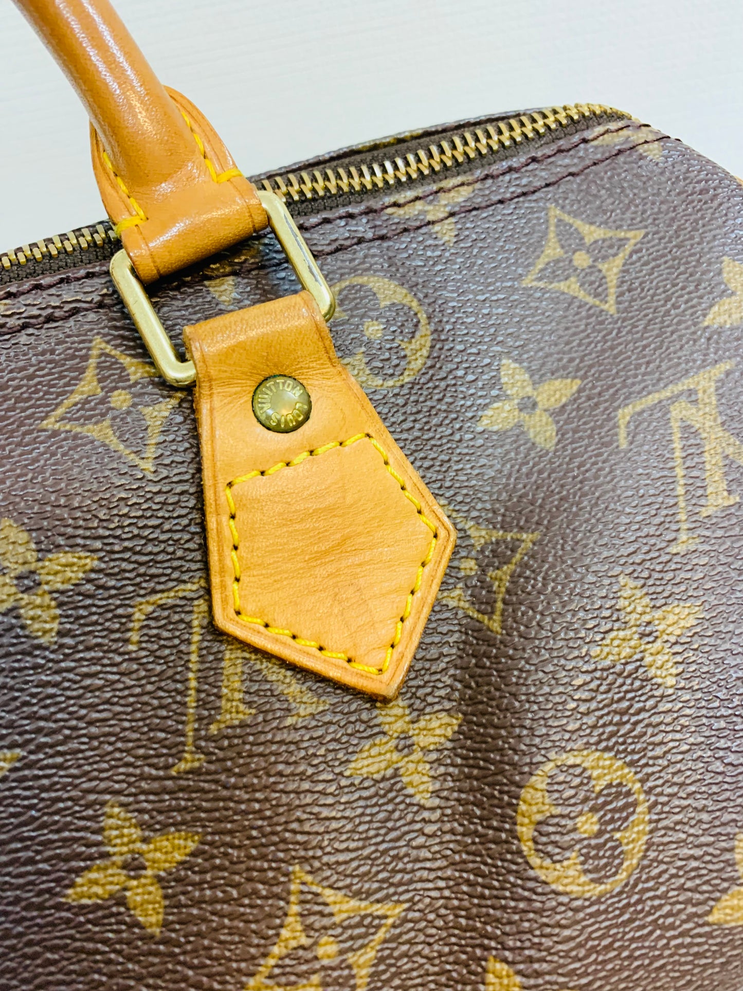 USED LOUIS VUITTON SPEEDY 30