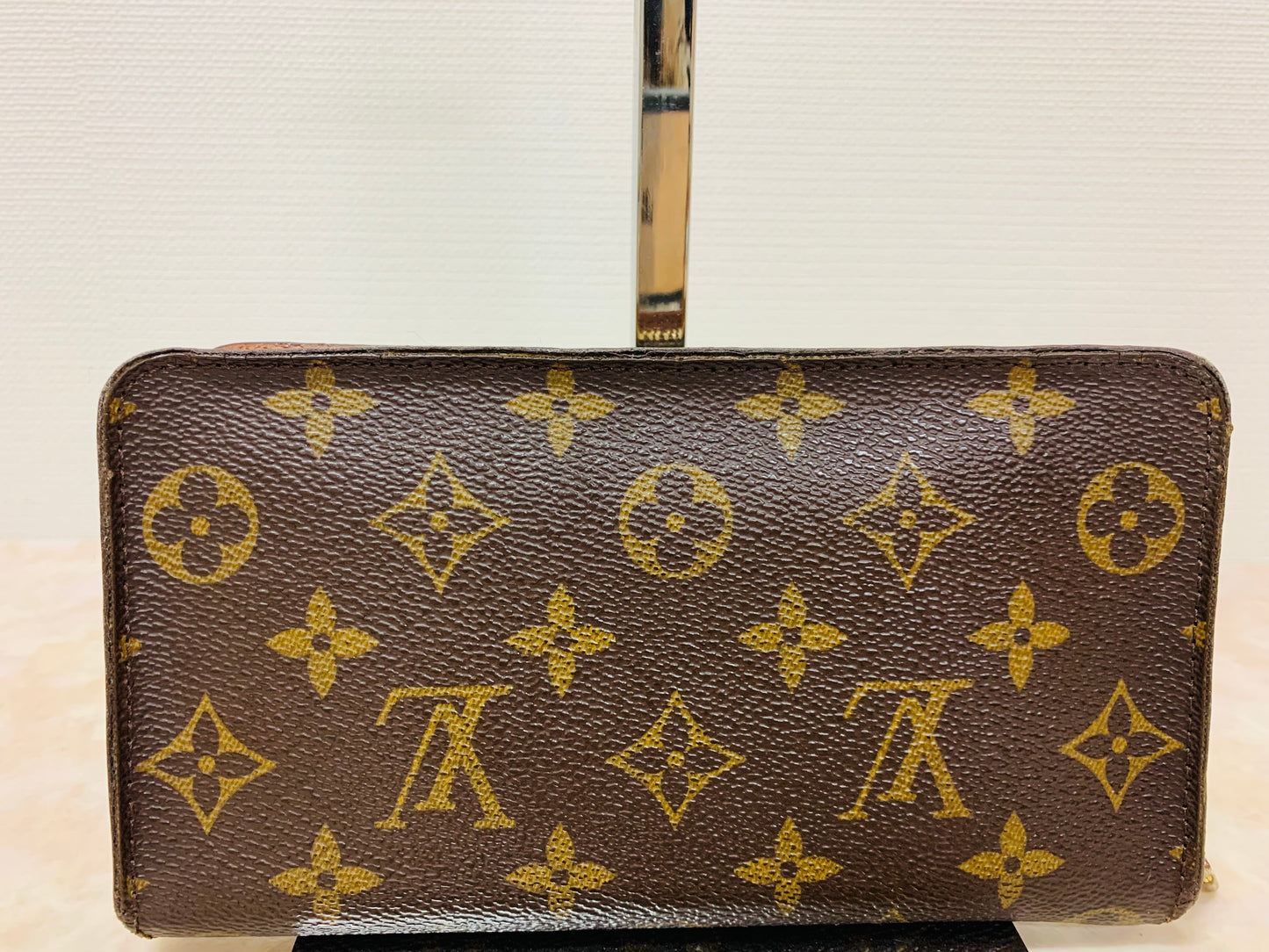 LOUIS VUITTON ZIPPY COMPACT WALLET Old Model