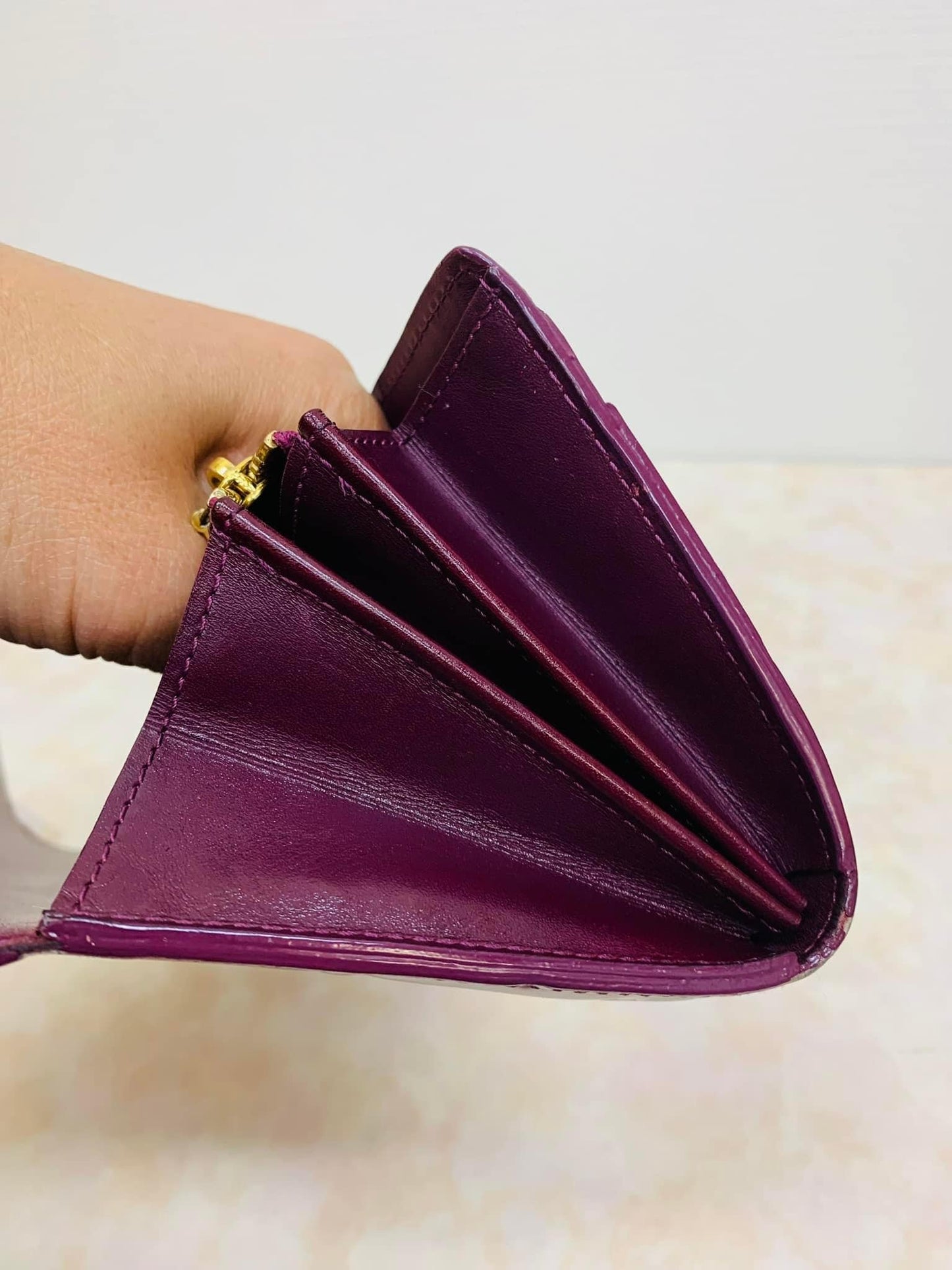 LOUIS VUITTON VERNIS SARAH WALLET